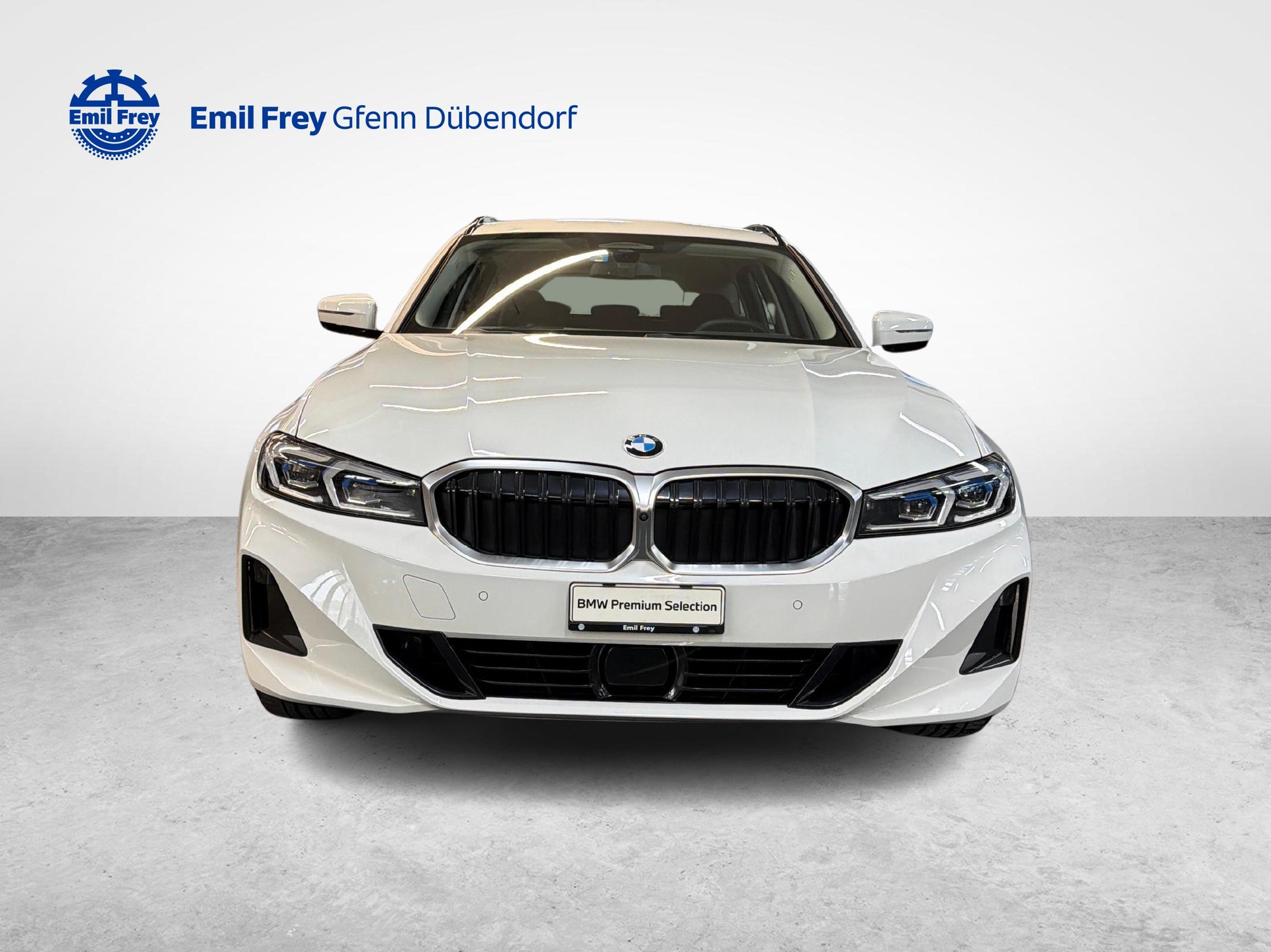 BMW 320d xDrive Touring-image-7