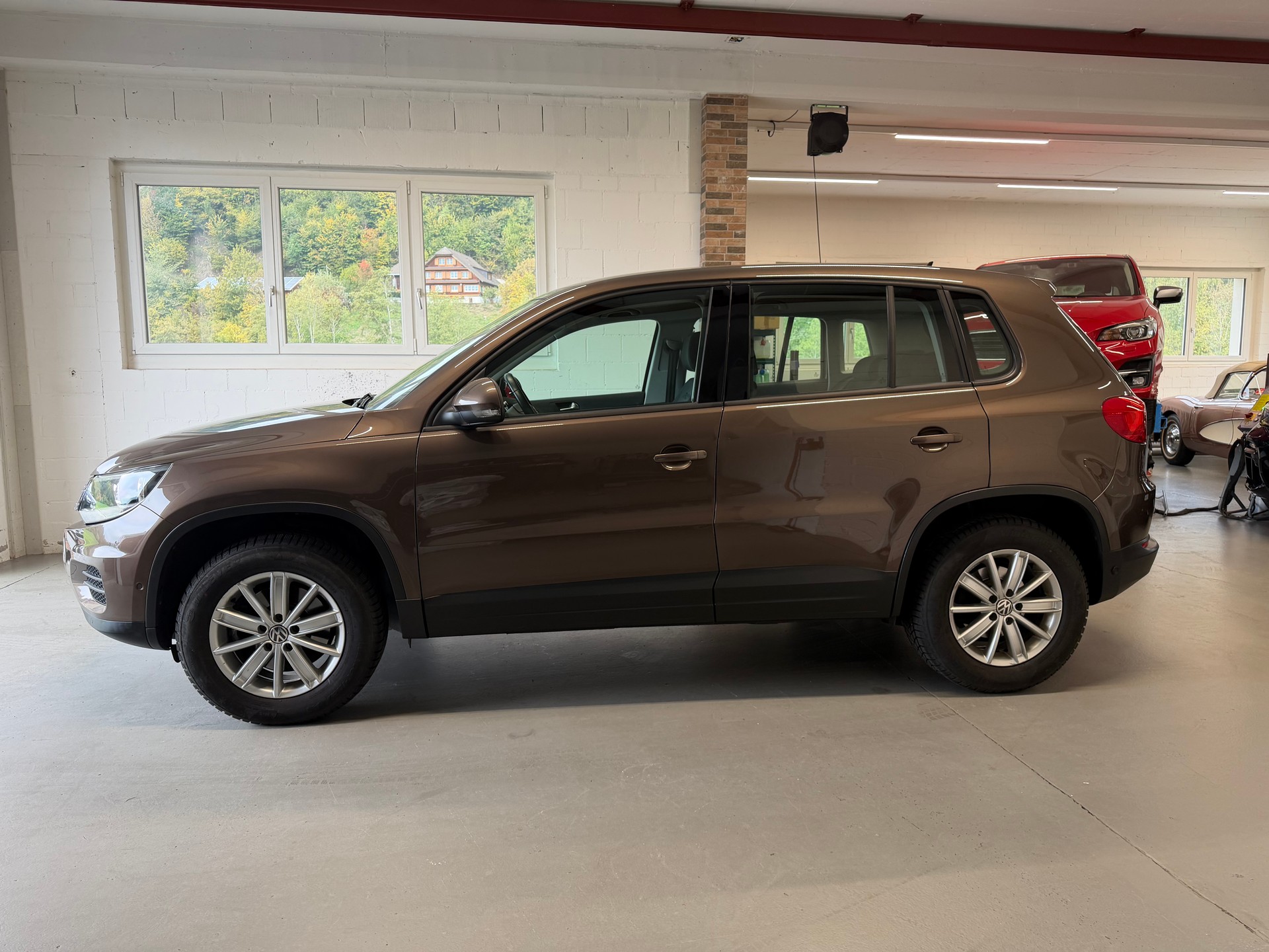 VW Tiguan 2.0 TSI Track&Field 4Motion DSG-image-3