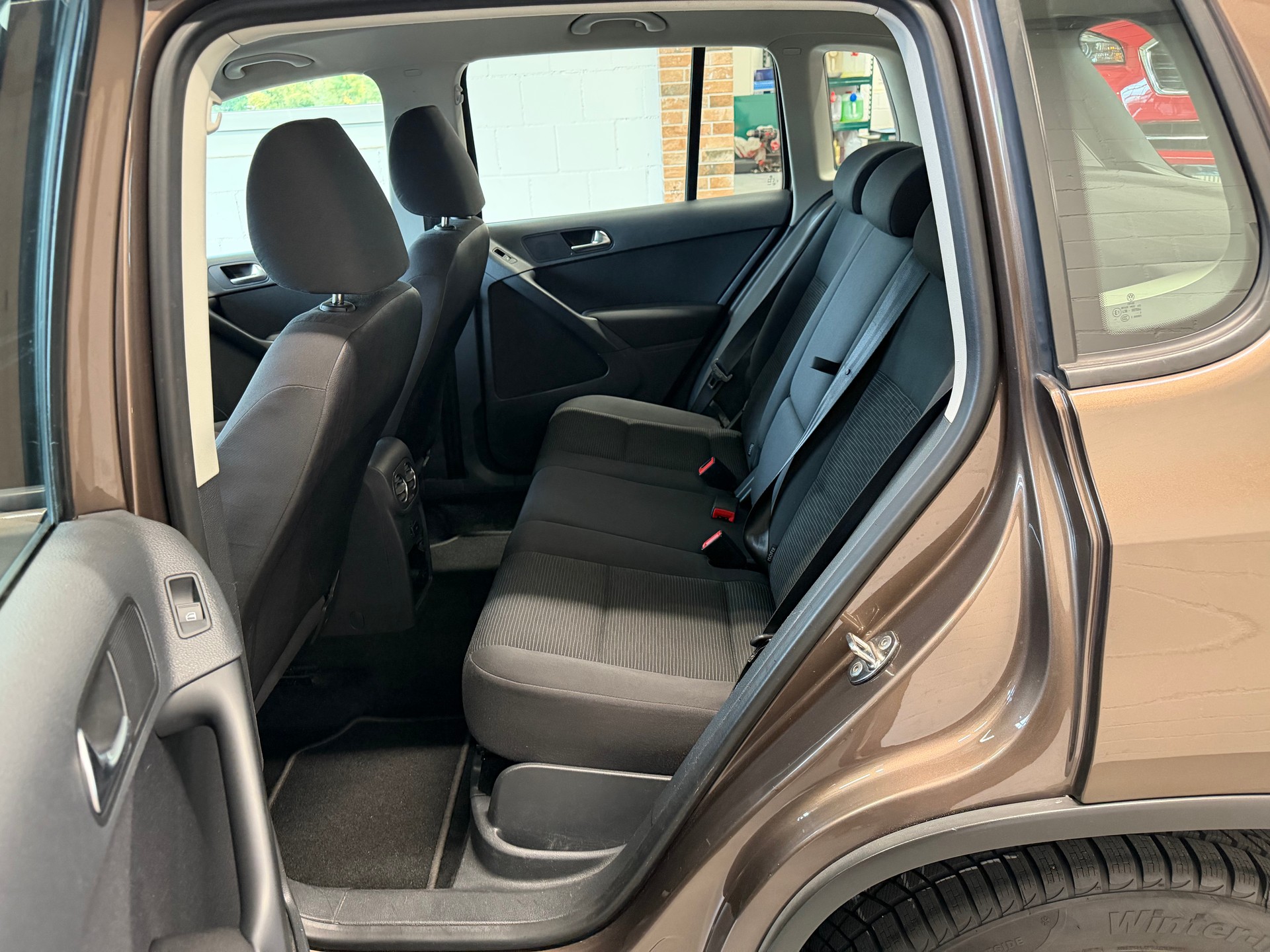 VW Tiguan 2.0 TSI Track&Field 4Motion DSG-image-12