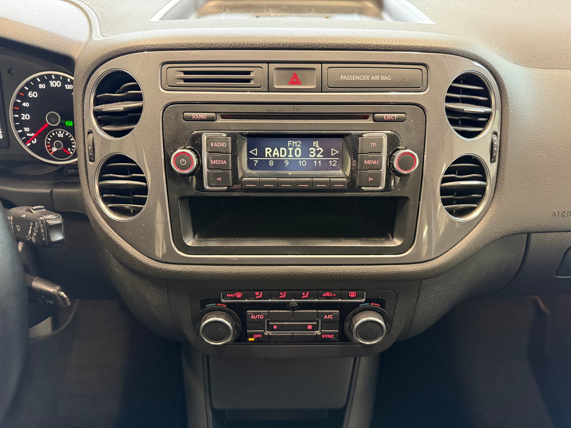 VW Tiguan 2.0 TSI Track&Field 4Motion DSG-image-9