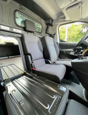 OPEL Combo 1.2 Cargo Ess. s/s-image-8