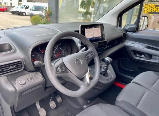 OPEL Combo 1.2 Cargo Ess. s/s-image-11