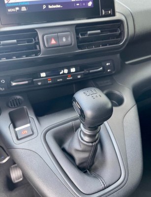 OPEL Combo 1.2 Cargo Ess. s/s-image-13