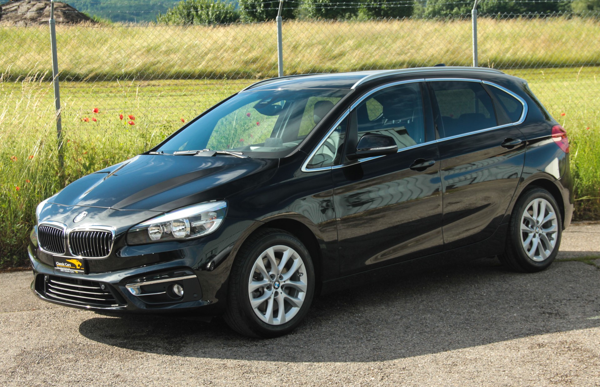 BMW 225i xDrive Active Tourer Luxury Line Steptronic 🇩🇪 ⭐⭐⭐⭐⭐-image-2