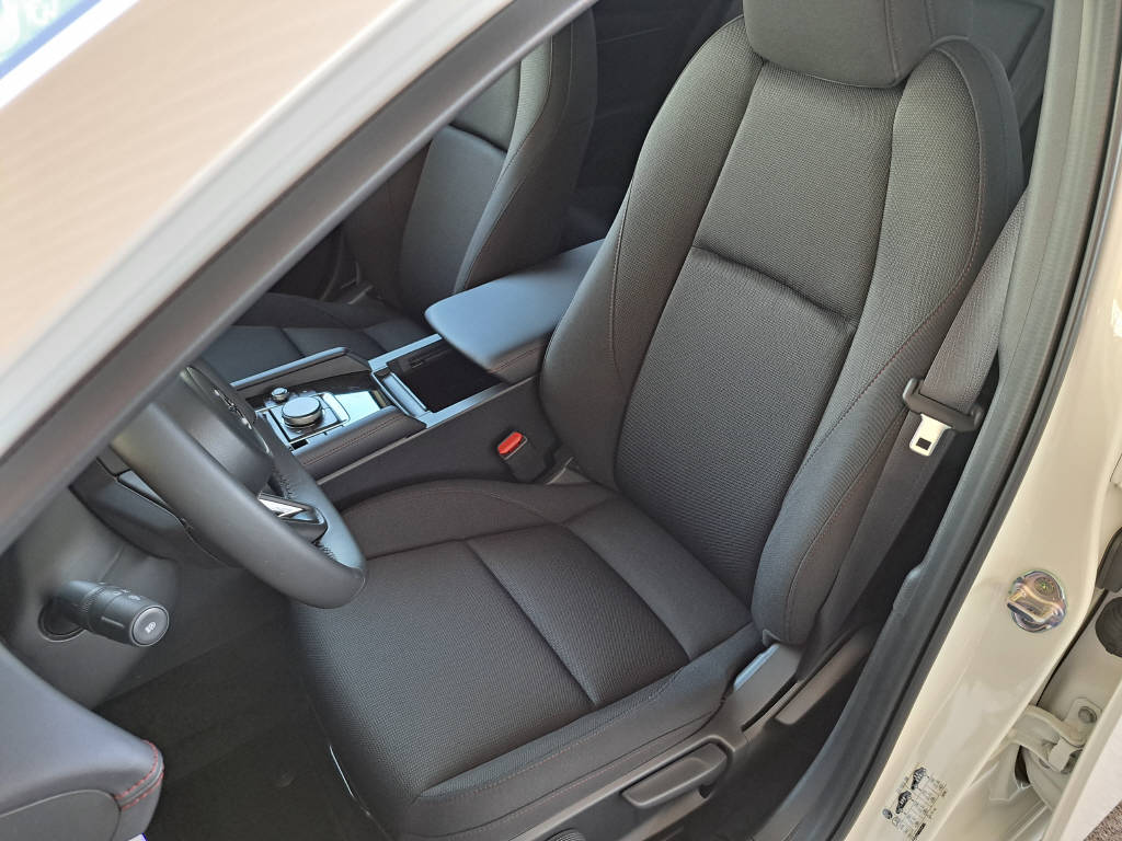 MAZDA 3 Hatchback 2.0 186cv Homura-image-8