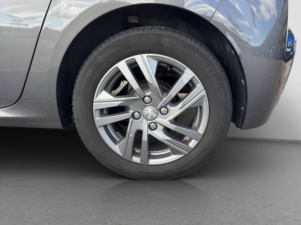 PEUGEOT 208 1.2 PureTech 100 Active Pack-image-12