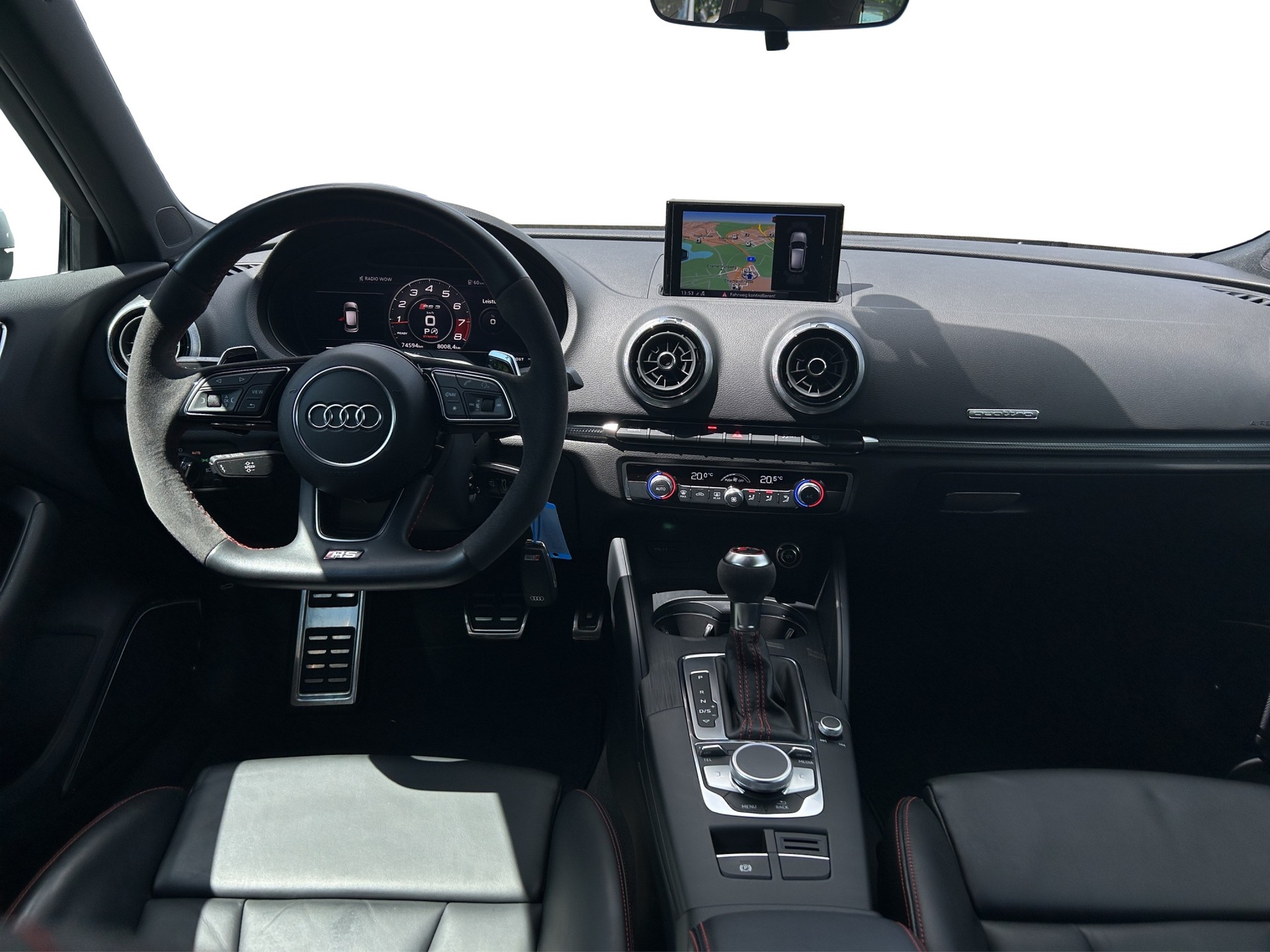 AUDI RS3 Sportback 2.5 TSI quattro S-tronic-image-11