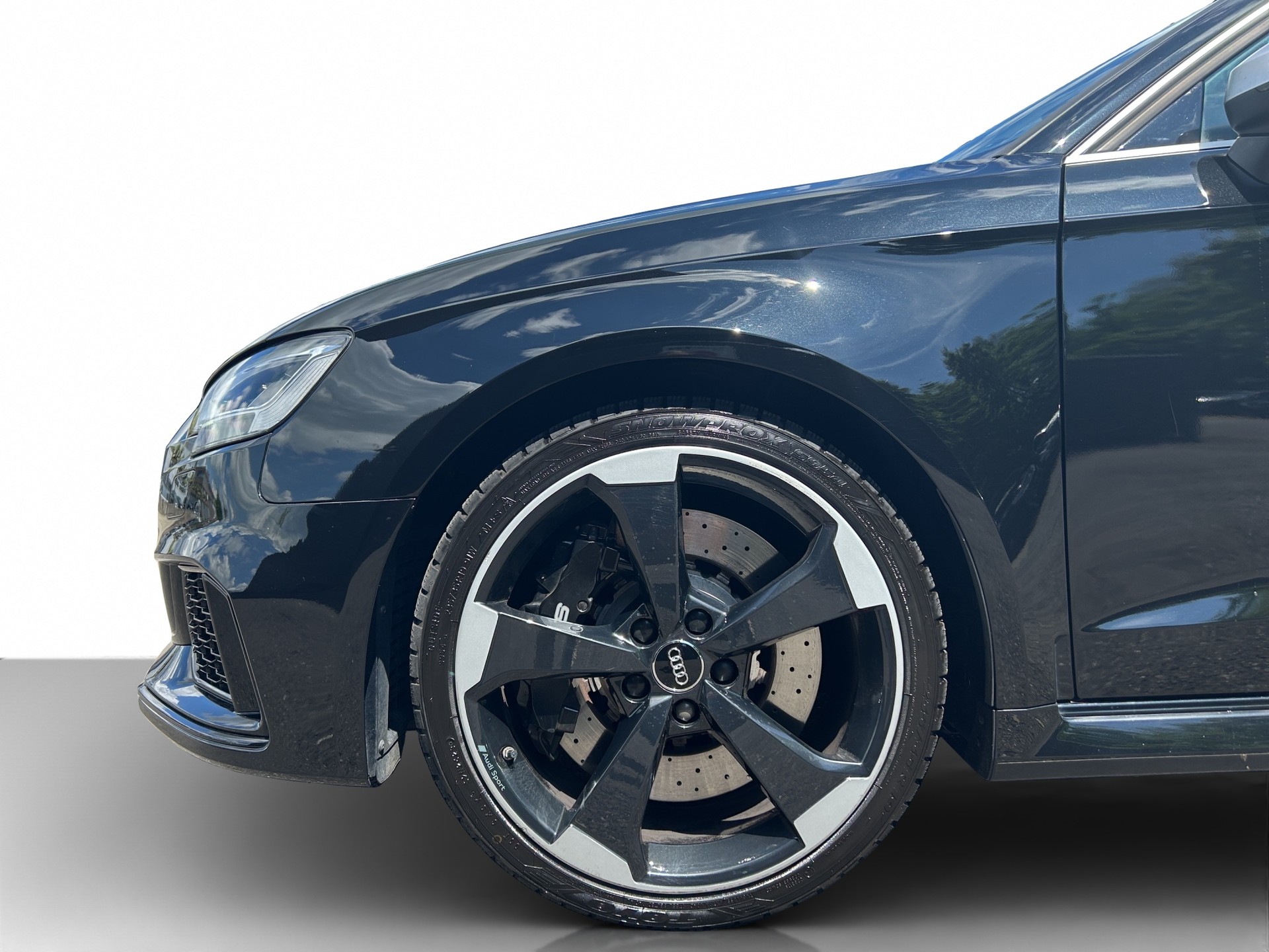 AUDI RS3 Sportback 2.5 TSI quattro S-tronic-image-8