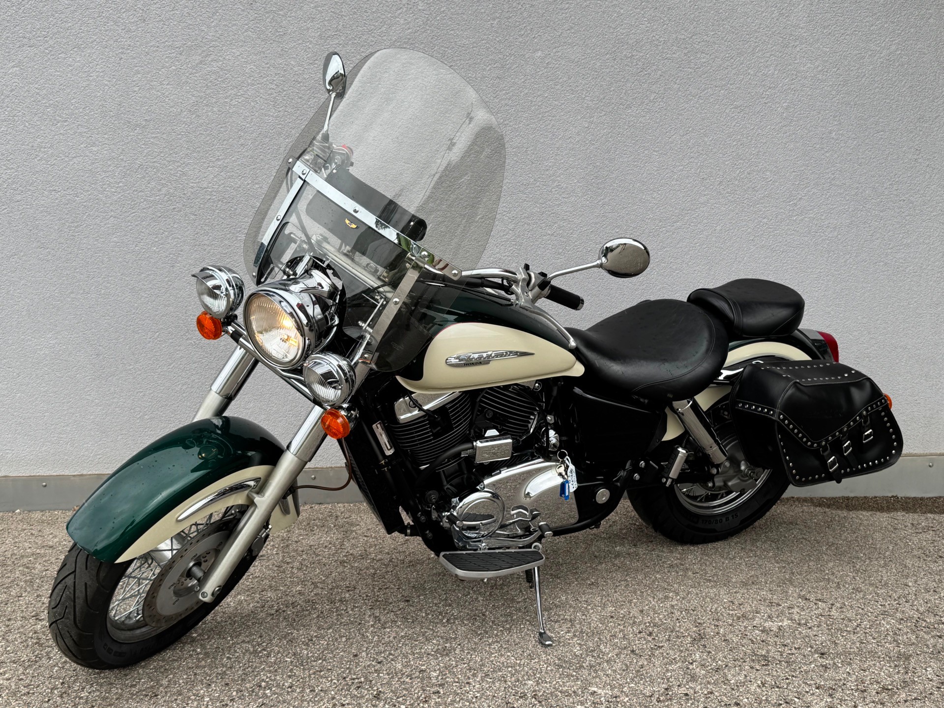 HONDA VT 1100 C3 Shadow Aero-showroom-element-2