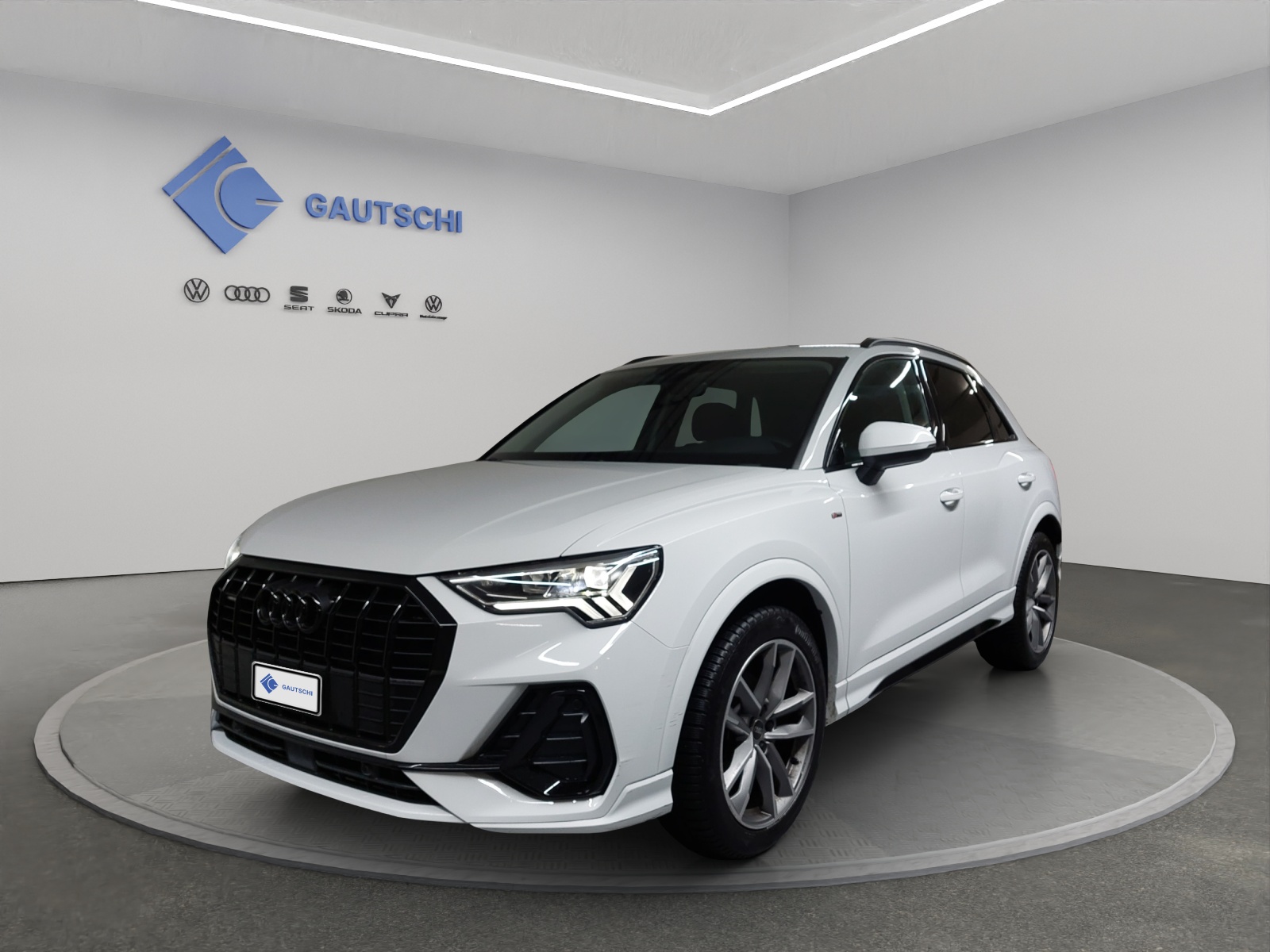 AUDI Q3 35 TDI S line quattro S-tronic-image-0