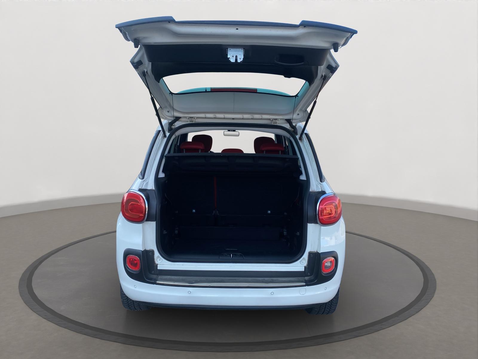 FIAT 500L 1.4 16V Pop Star-image-14
