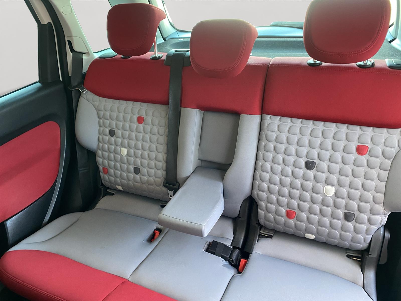 FIAT 500L 1.4 16V Pop Star-image-3