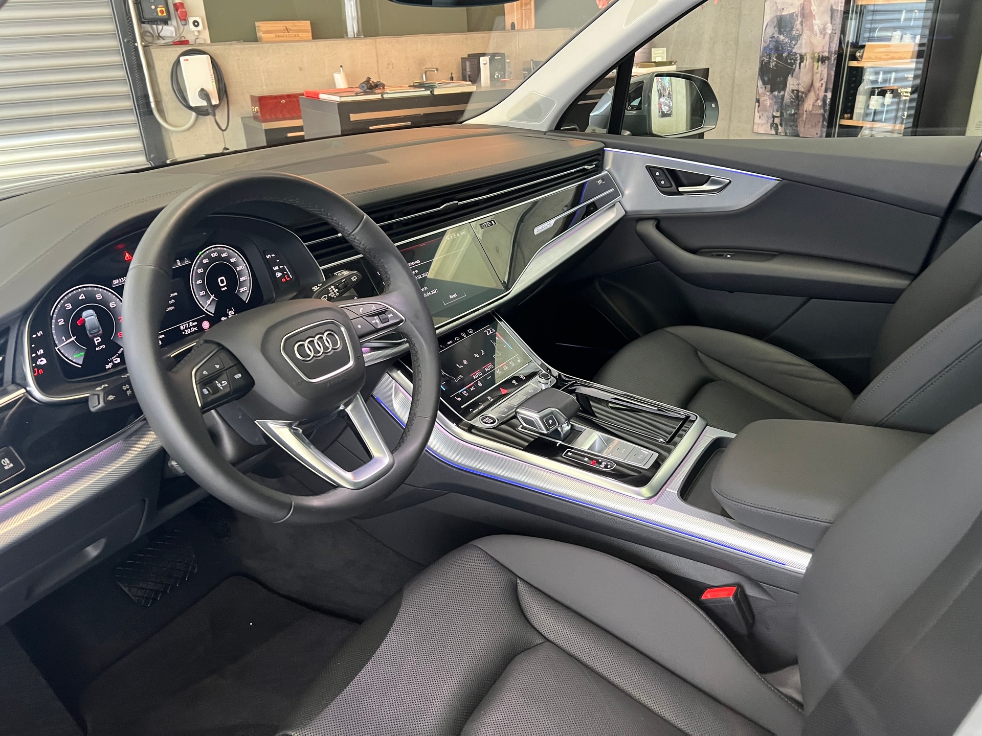 AUDI Q7 3.0 55 TFSI e quattro T-Tronic-image-13