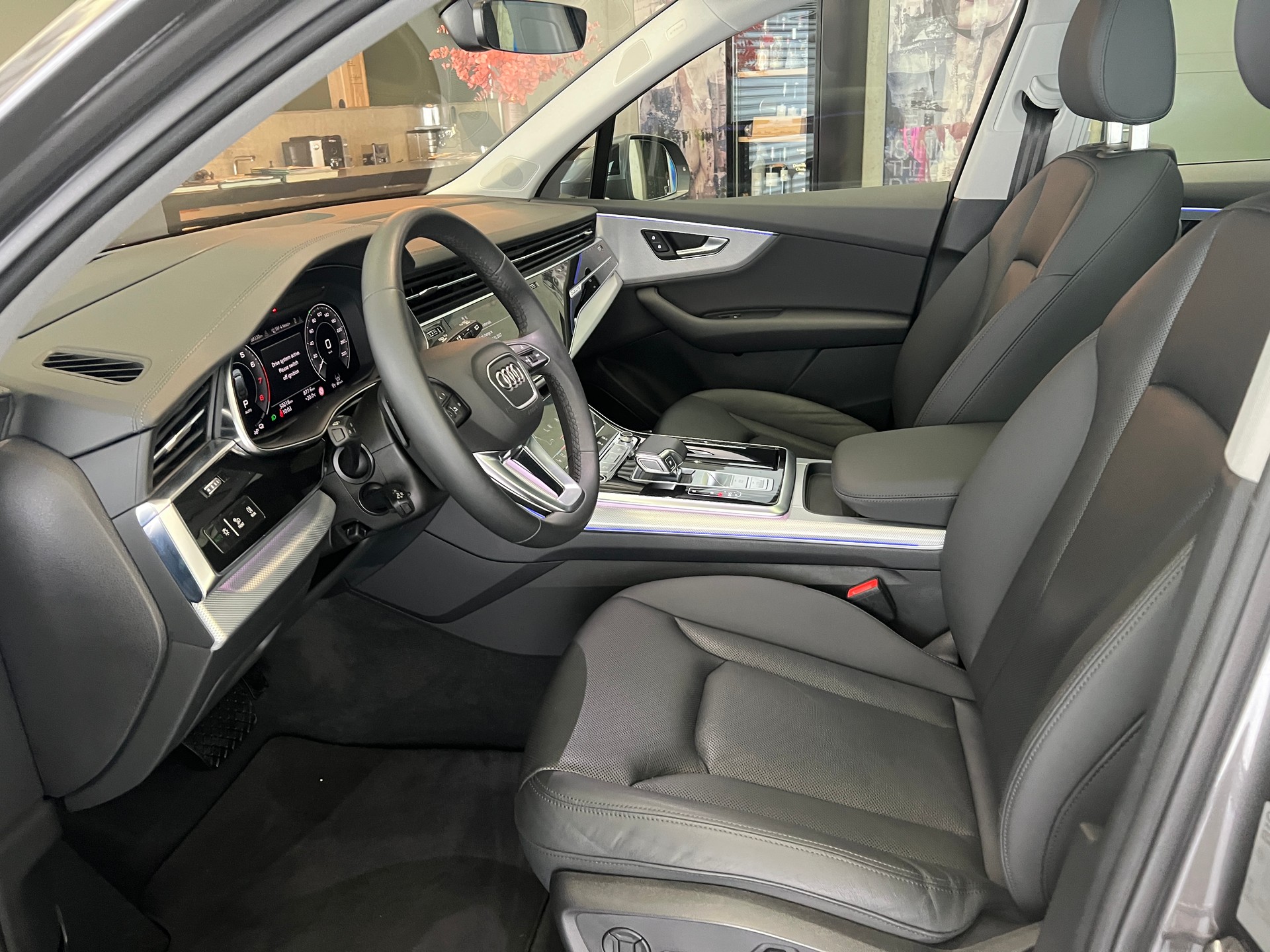 AUDI Q7 3.0 55 TFSI e quattro T-Tronic-image-11