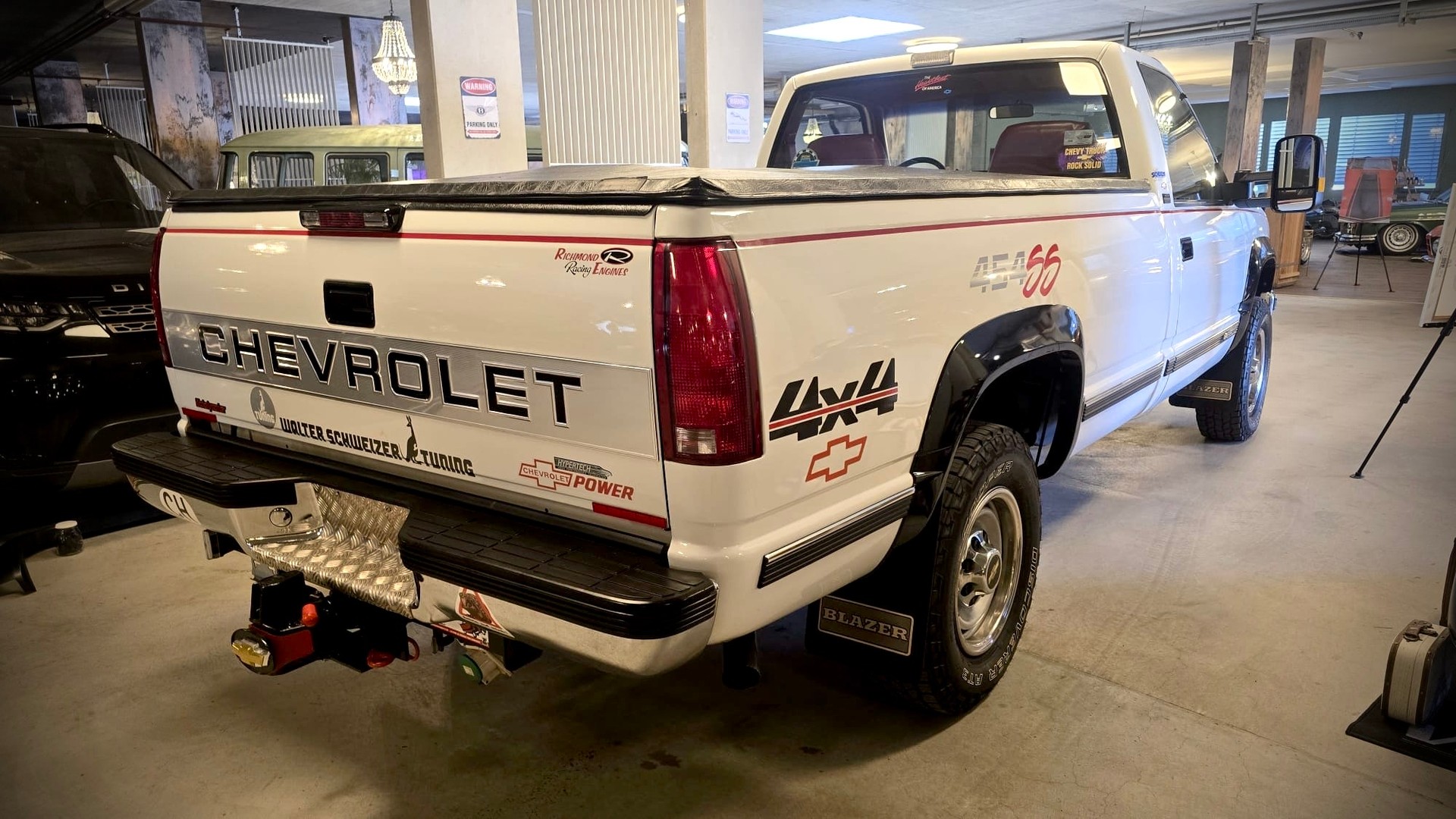 CHEVROLET K3500 Fleetside 7.4L Regular Cab Long Box-image-6