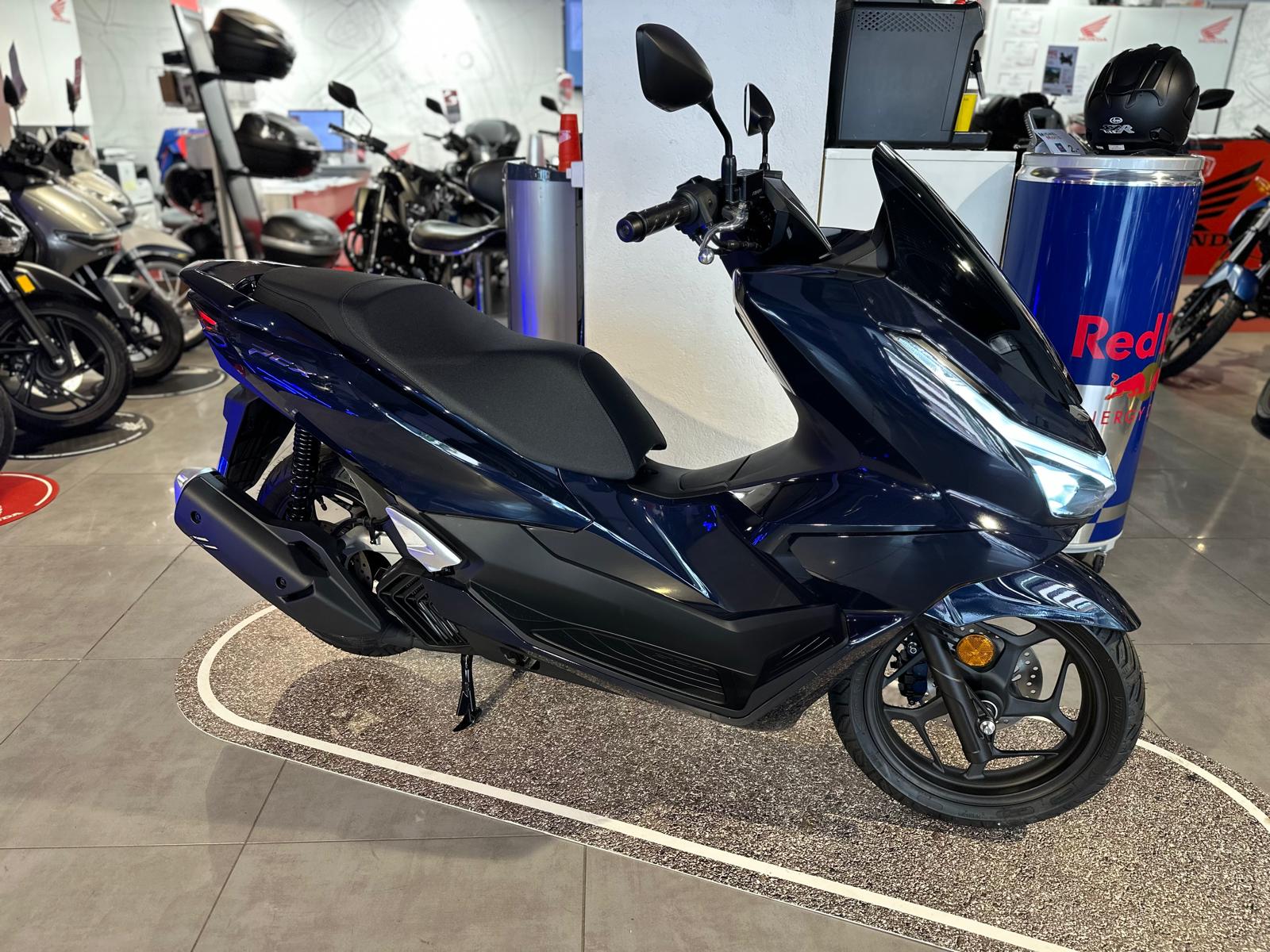 HONDA PCX 125 i ABS-showroom-element-1