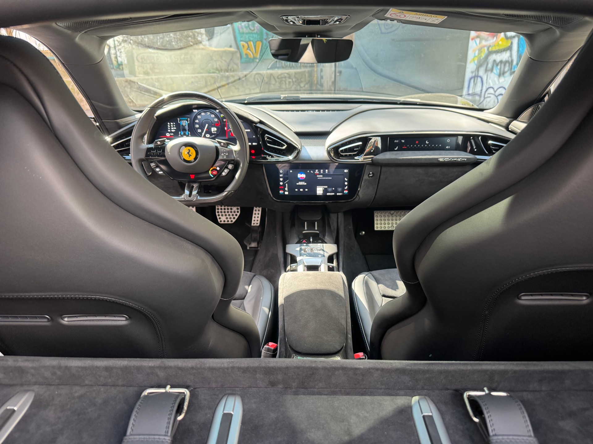 FERRARI 12 Cilindri-image-6