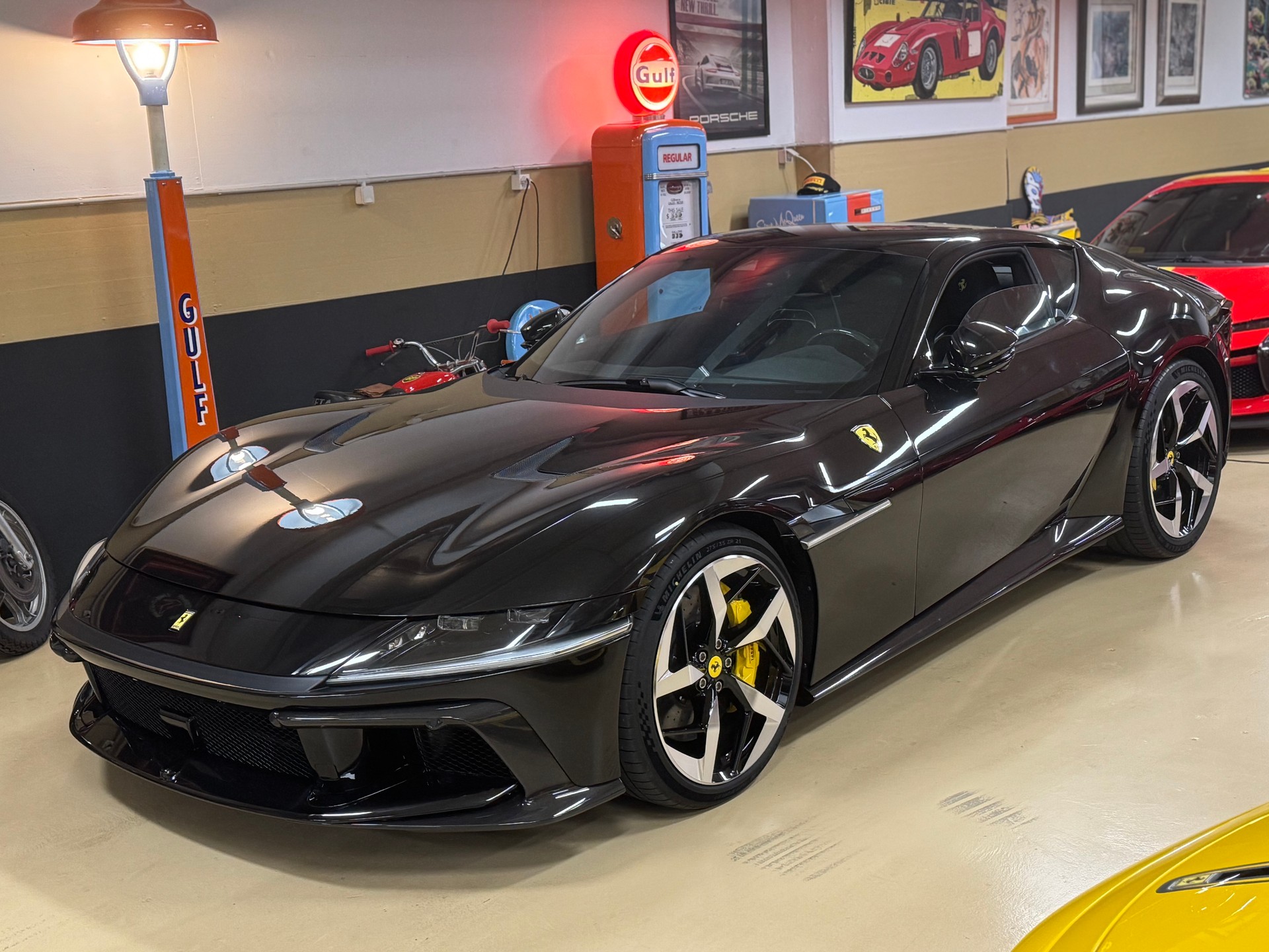 FERRARI 12 Cilindri-image-0