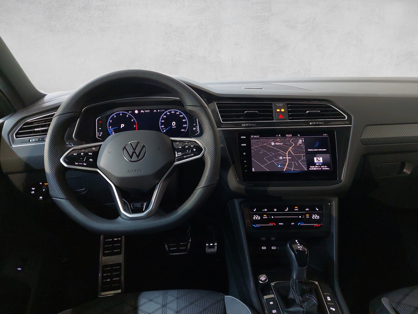 VW Tiguan 2.0TSI R-Line 4Motion DSG-image-6
