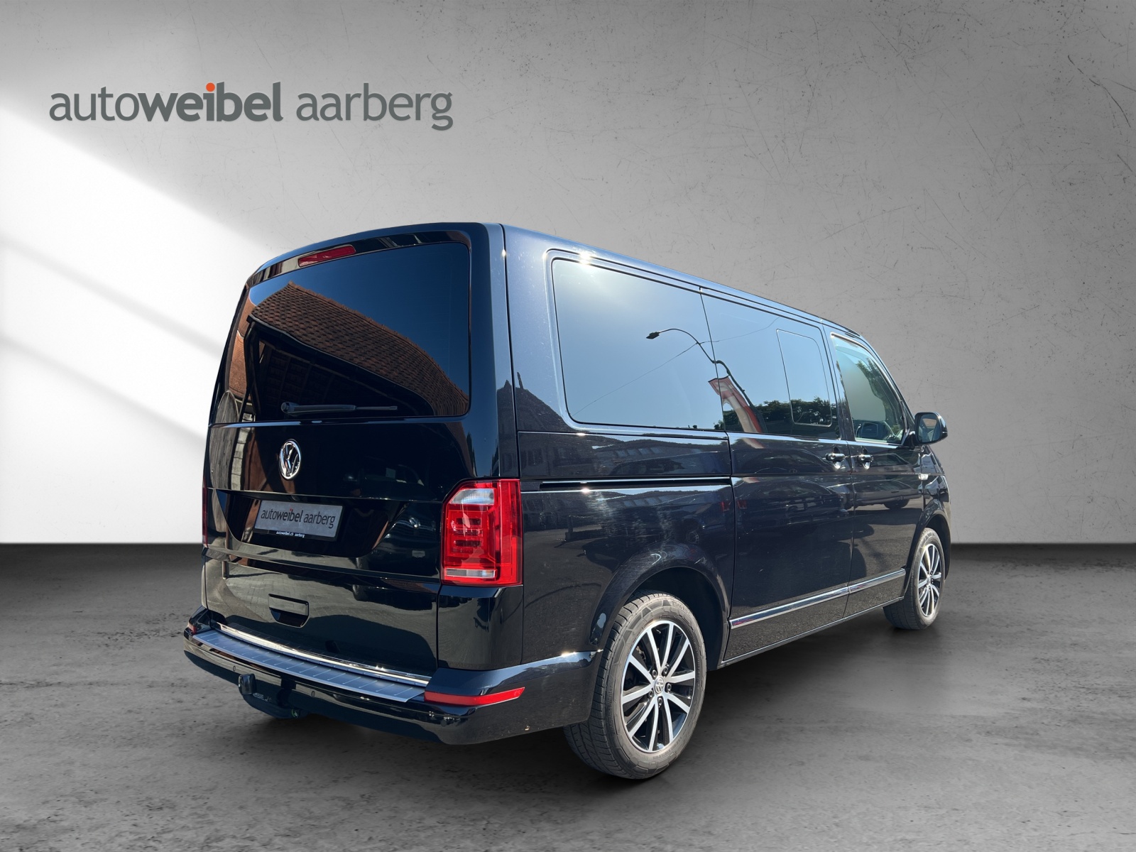 VW T6 Multivan 2.0 Bi-TDI Highline 4Motion-image-1