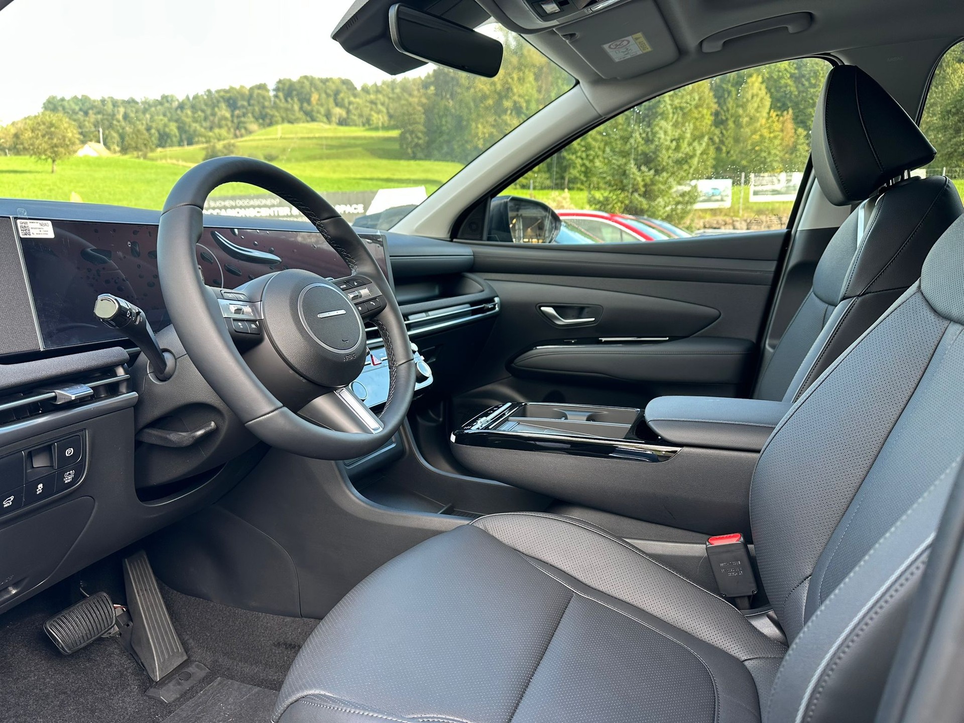 HYUNDAI Tucson 1.6 TGDI HEV Vertex 4WD Swiss Edition-image-8