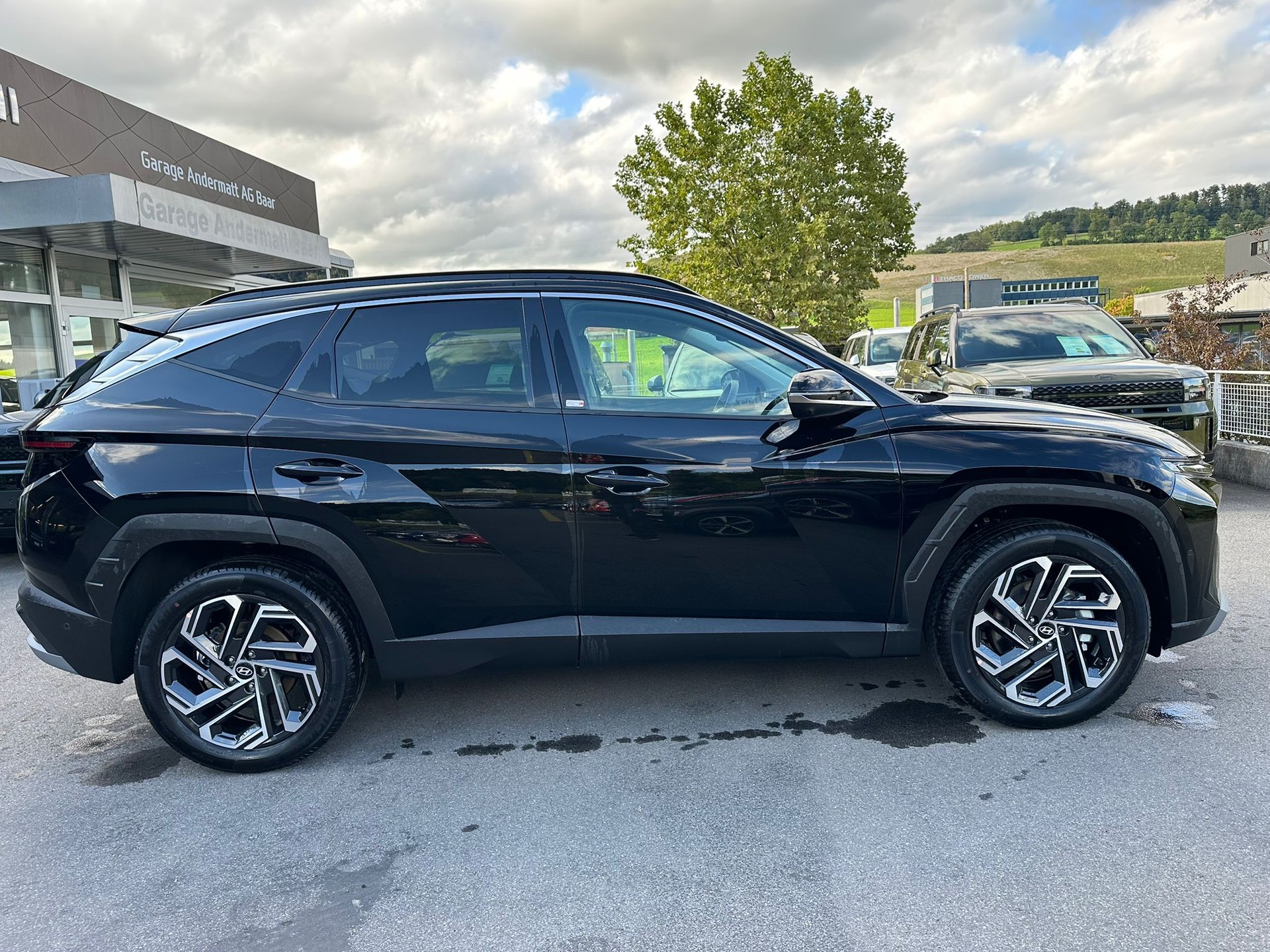HYUNDAI Tucson 1.6 TGDI HEV Vertex 4WD Swiss Edition-image-4