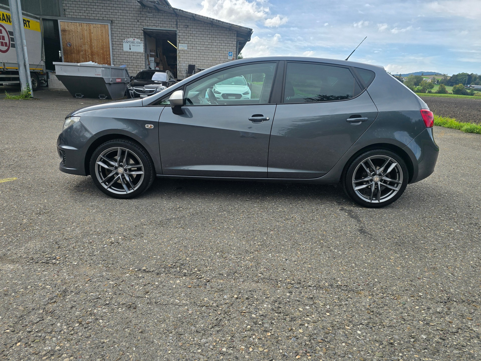 SEAT Ibiza 1.4 TSI FR DSG-image-8