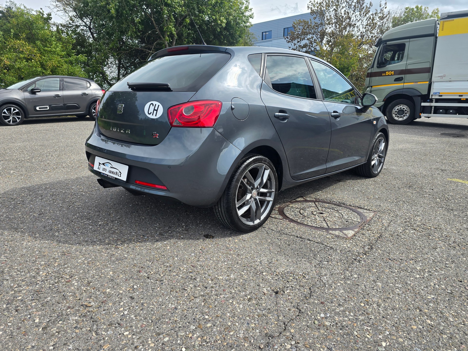 SEAT Ibiza 1.4 TSI FR DSG-image-4