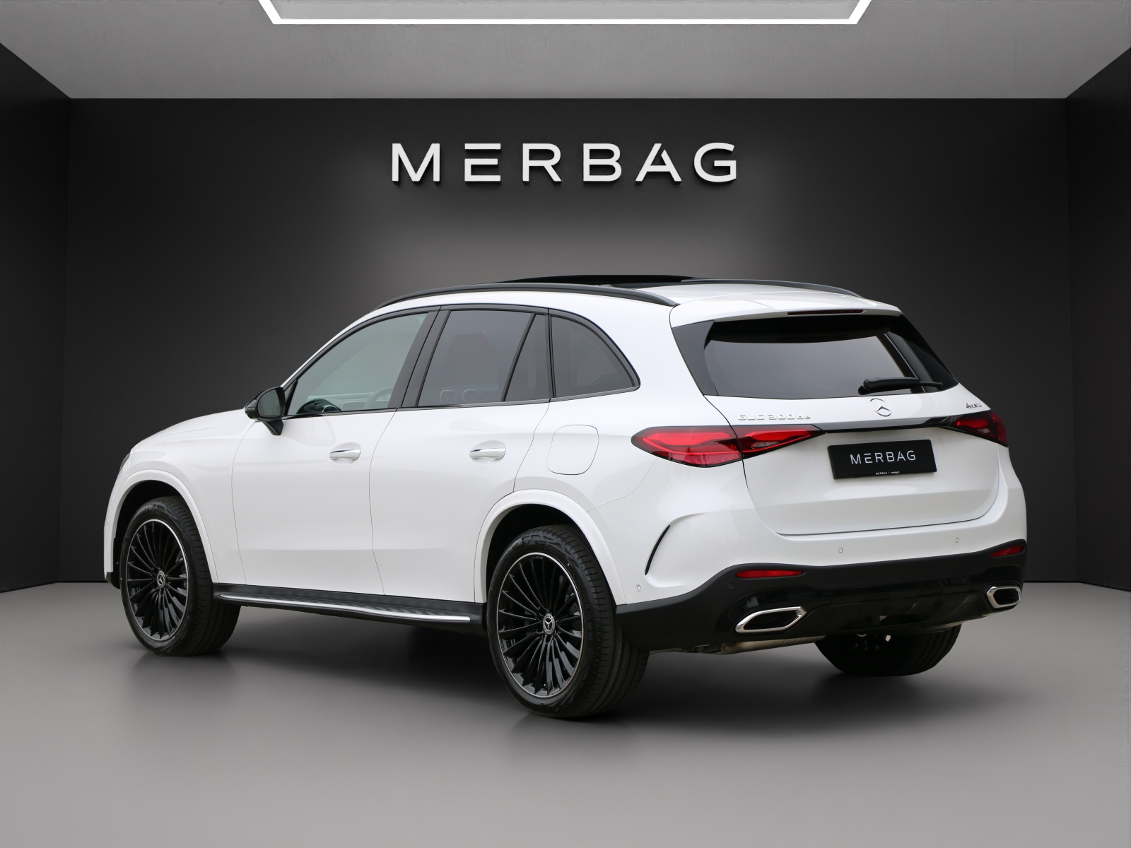 MERCEDES-BENZ GLC 300 d 4M 9G-Tronic-image-2