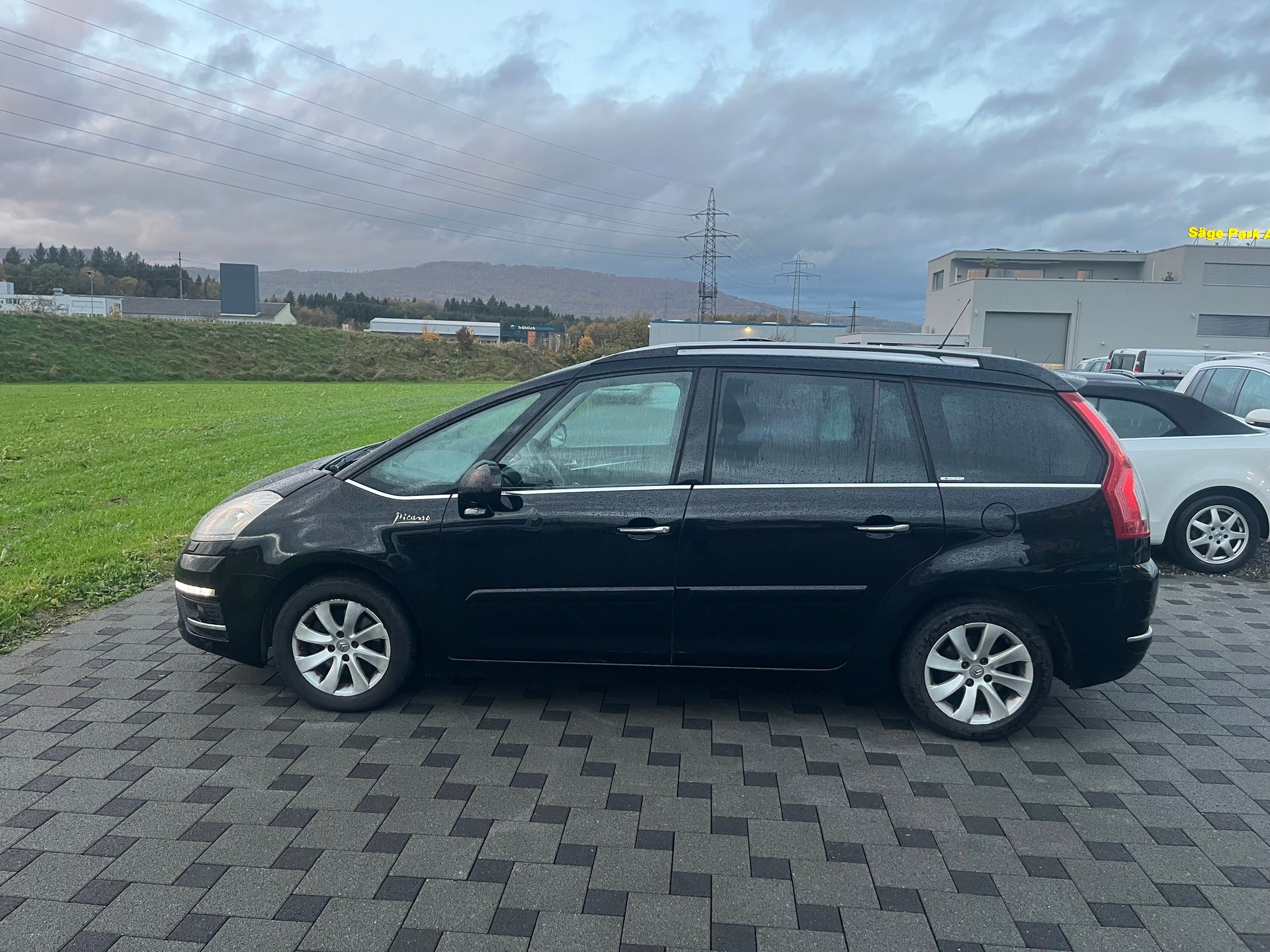 CITROEN Grand C4 Picasso 2.0 HDI Exclusive-image-2