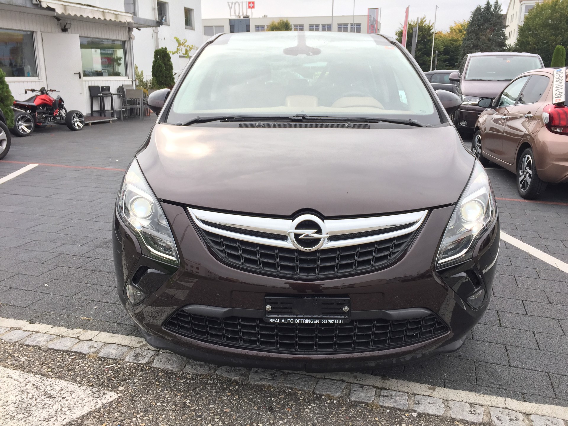 OPEL Zafira Tourer 1.6i 16V Turbo Cosmo Automatic-image-0