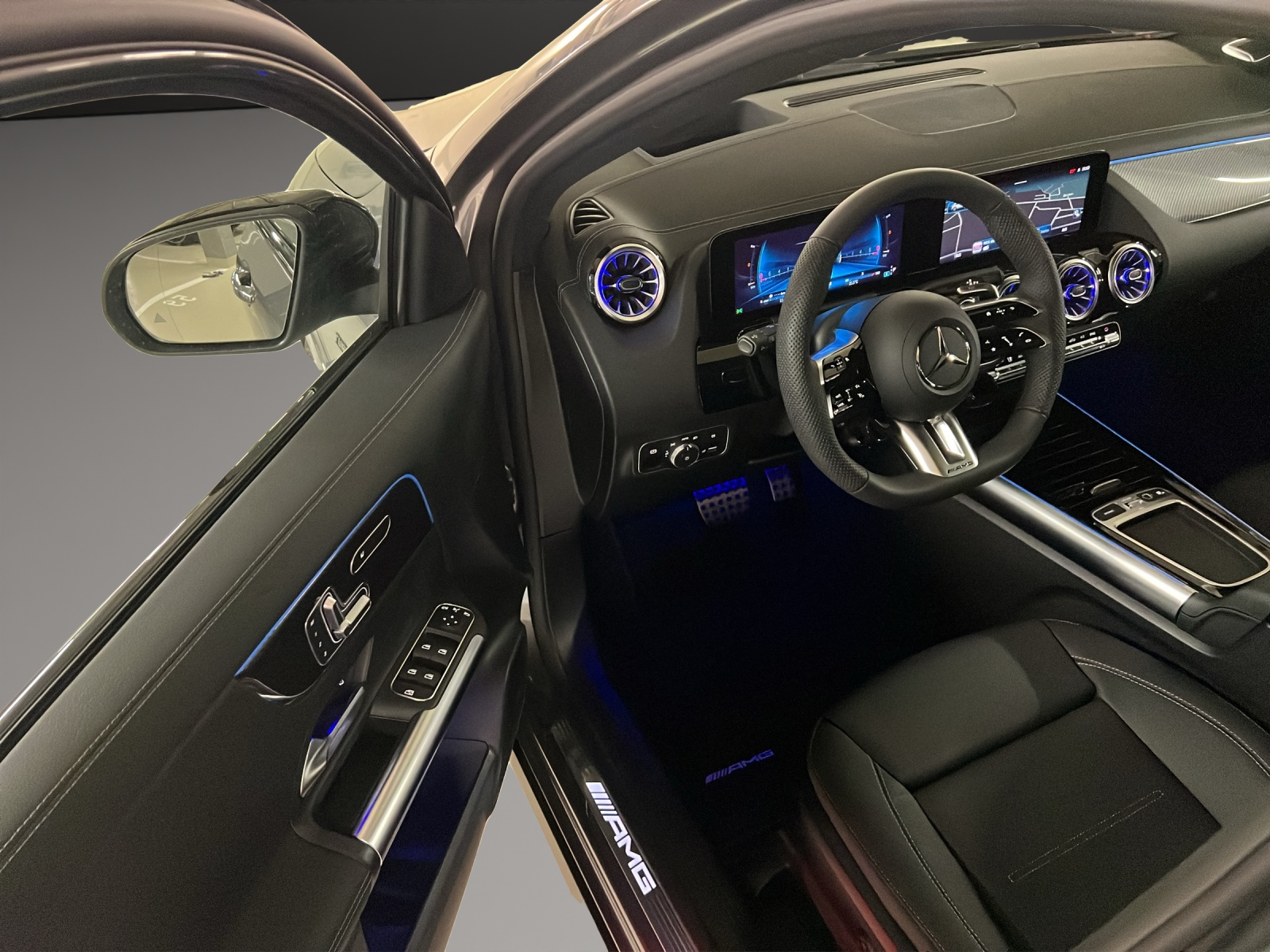 MERCEDES-BENZ GLA AMG 45 S 4Matic+ 8G-DCT-image-12