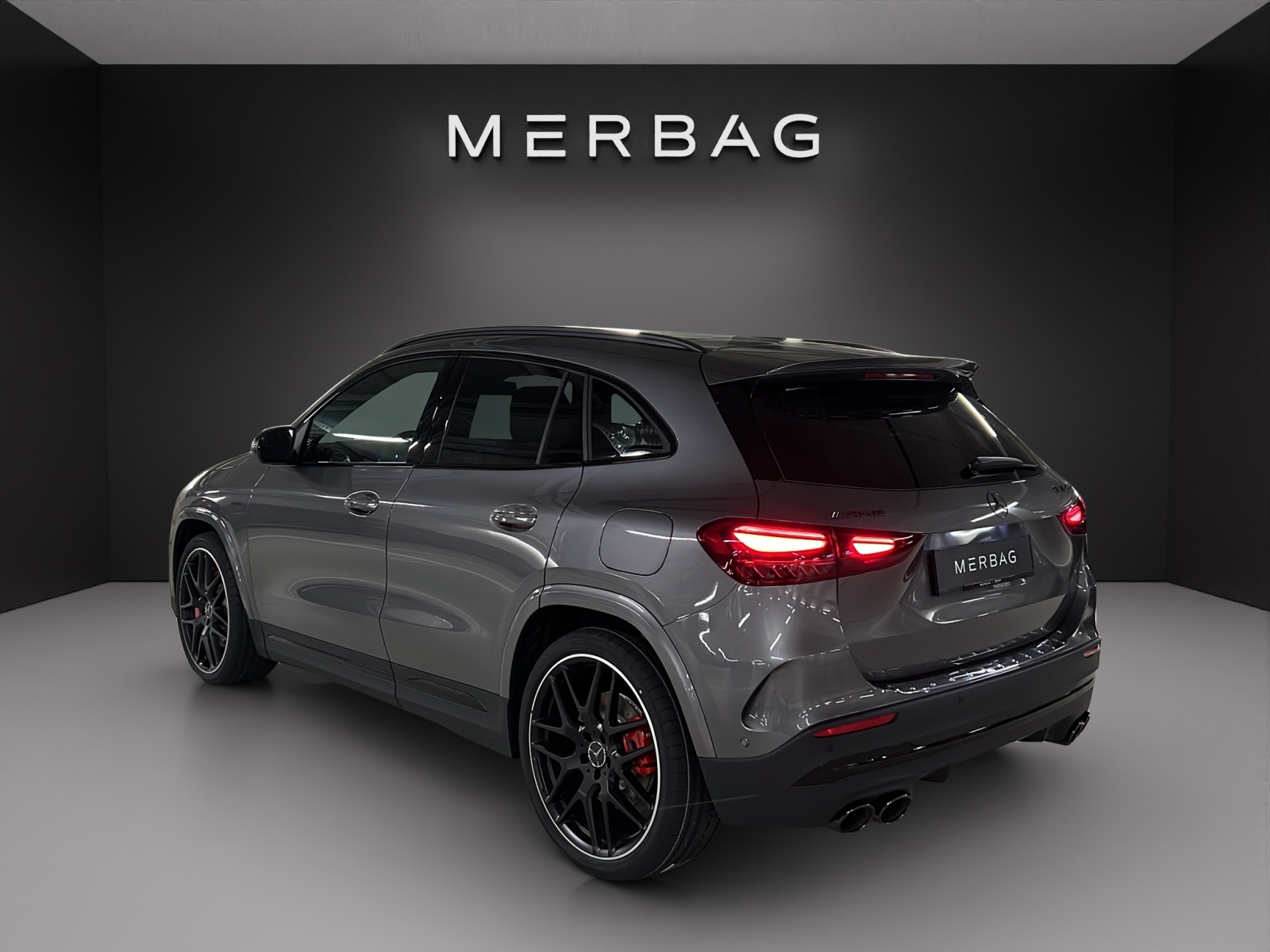 MERCEDES-BENZ GLA AMG 45 S 4Matic+ 8G-DCT-image-4