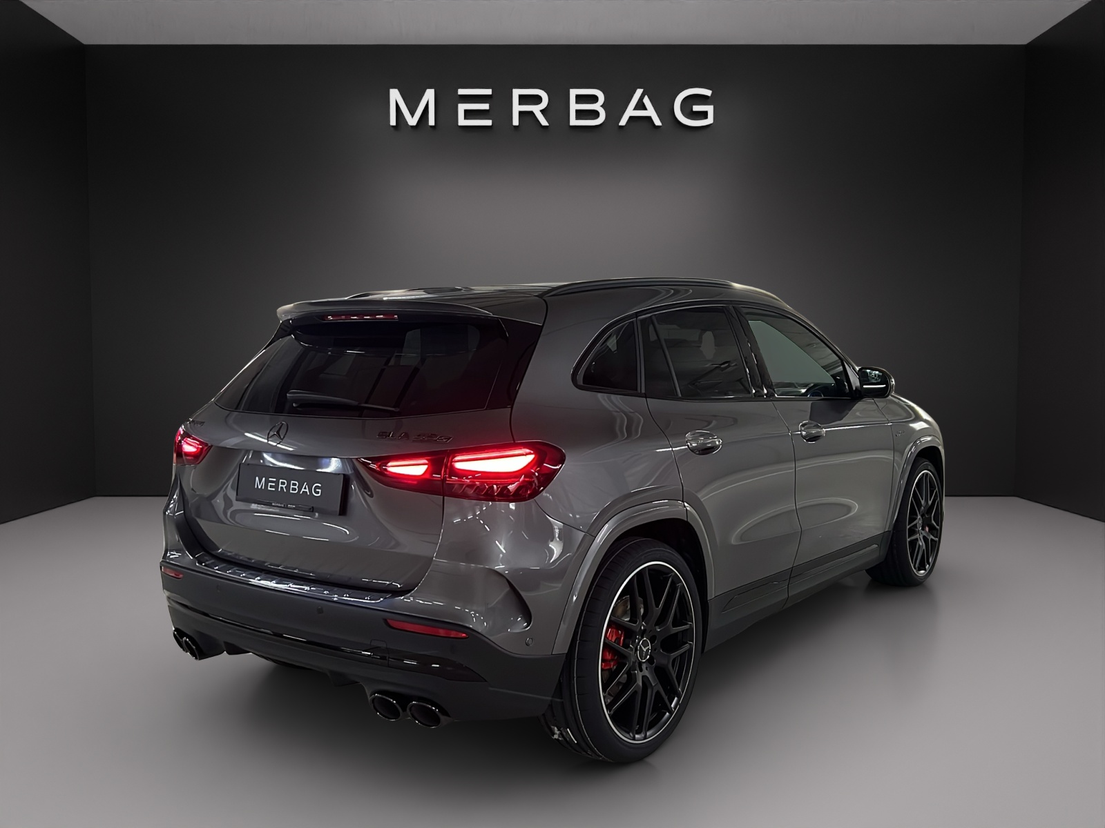 MERCEDES-BENZ GLA AMG 45 S 4Matic+ 8G-DCT-image-2