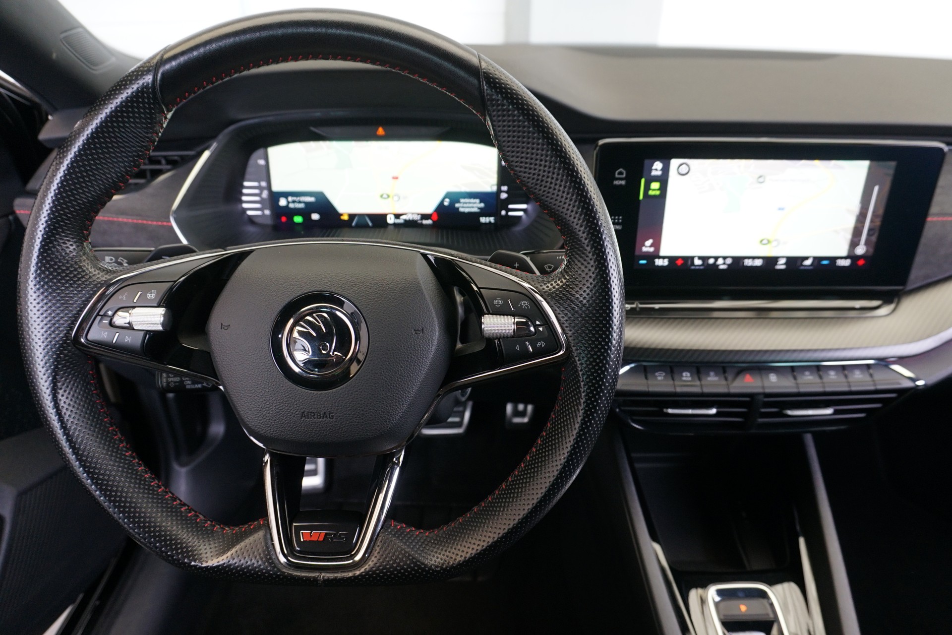 SKODA Octavia RS Combi 2.0 TSI DSG 245PS-image-13