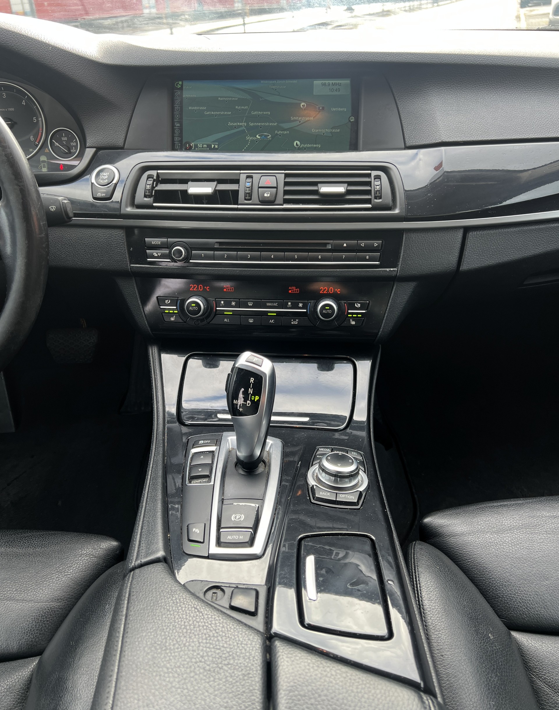 BMW 520d Touring Steptronic-image-16