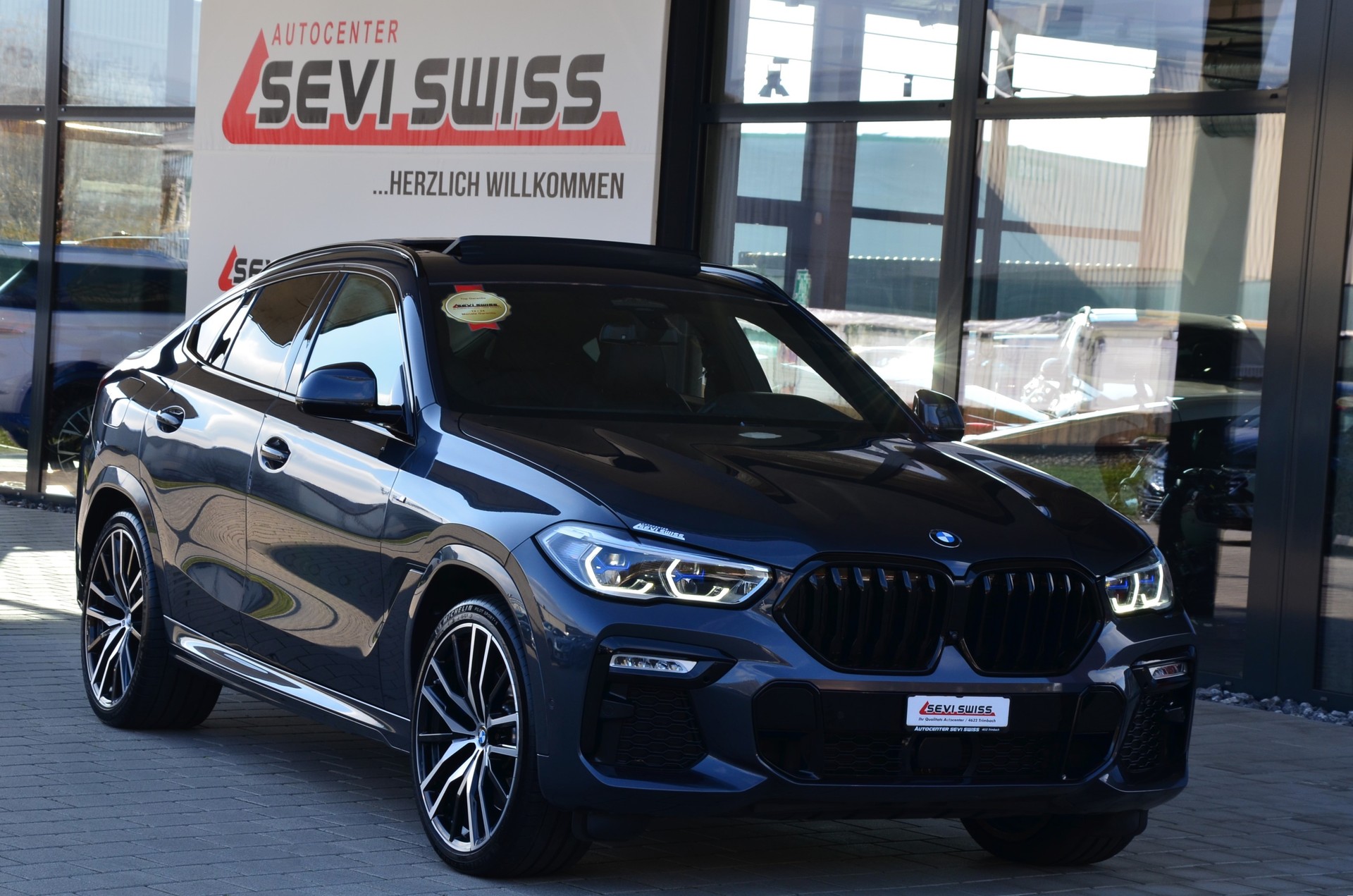 BMW X6 xDrive 48V 40d Steptronic M Sport*TOP Ausstattung,Luftfederung,Soft-Close,Laserlicht,Panorama,Sitzheizung V+H...