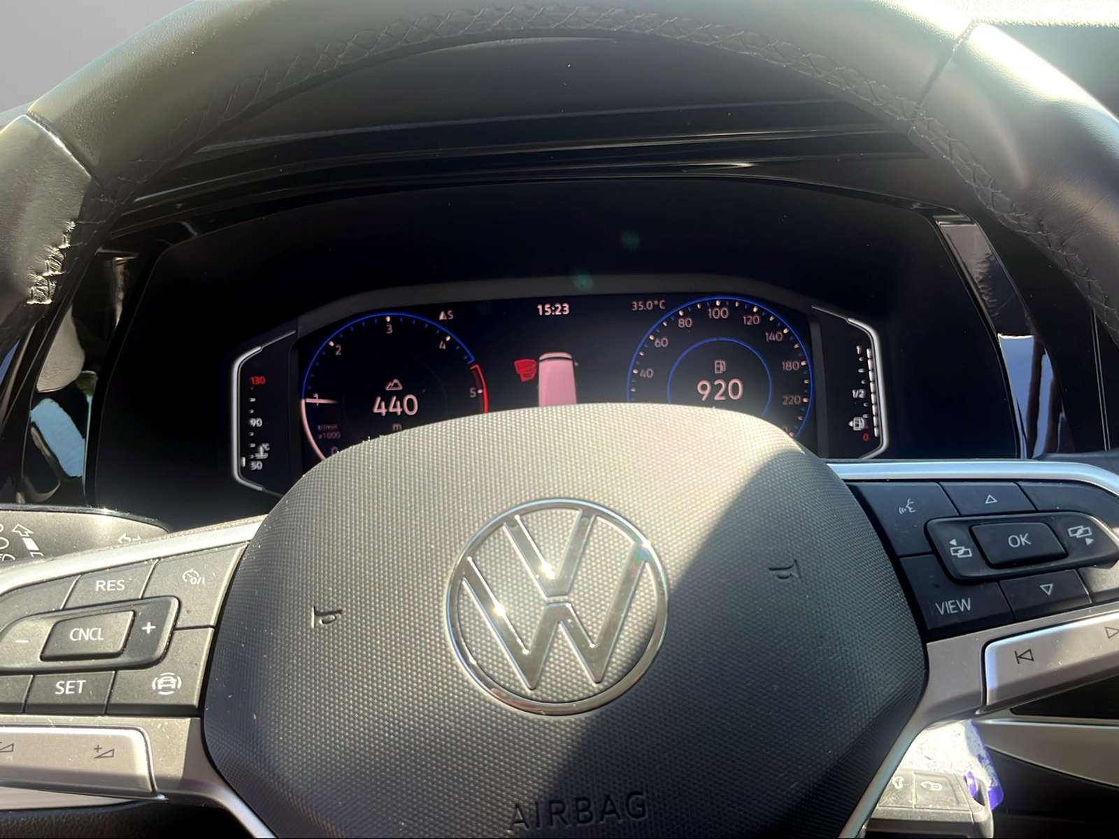 VW T6.1 California 2.0 TDI Beach Liberty DSG-image-4