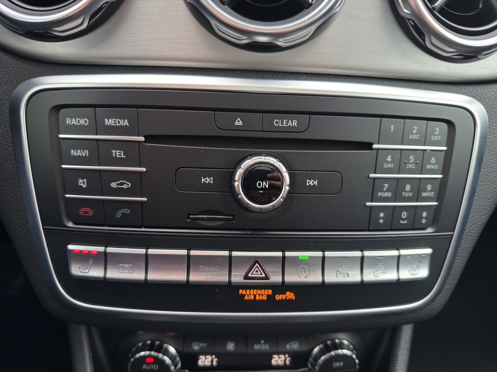 Image MERCEDES-BENZ GLA-250 GLA 250 AMG Line 4Matic