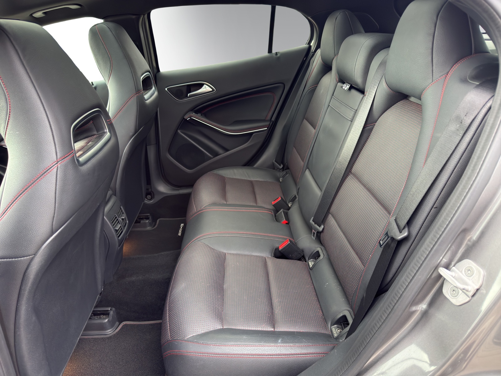 Image MERCEDES-BENZ GLA-250 GLA 250 AMG Line 4Matic