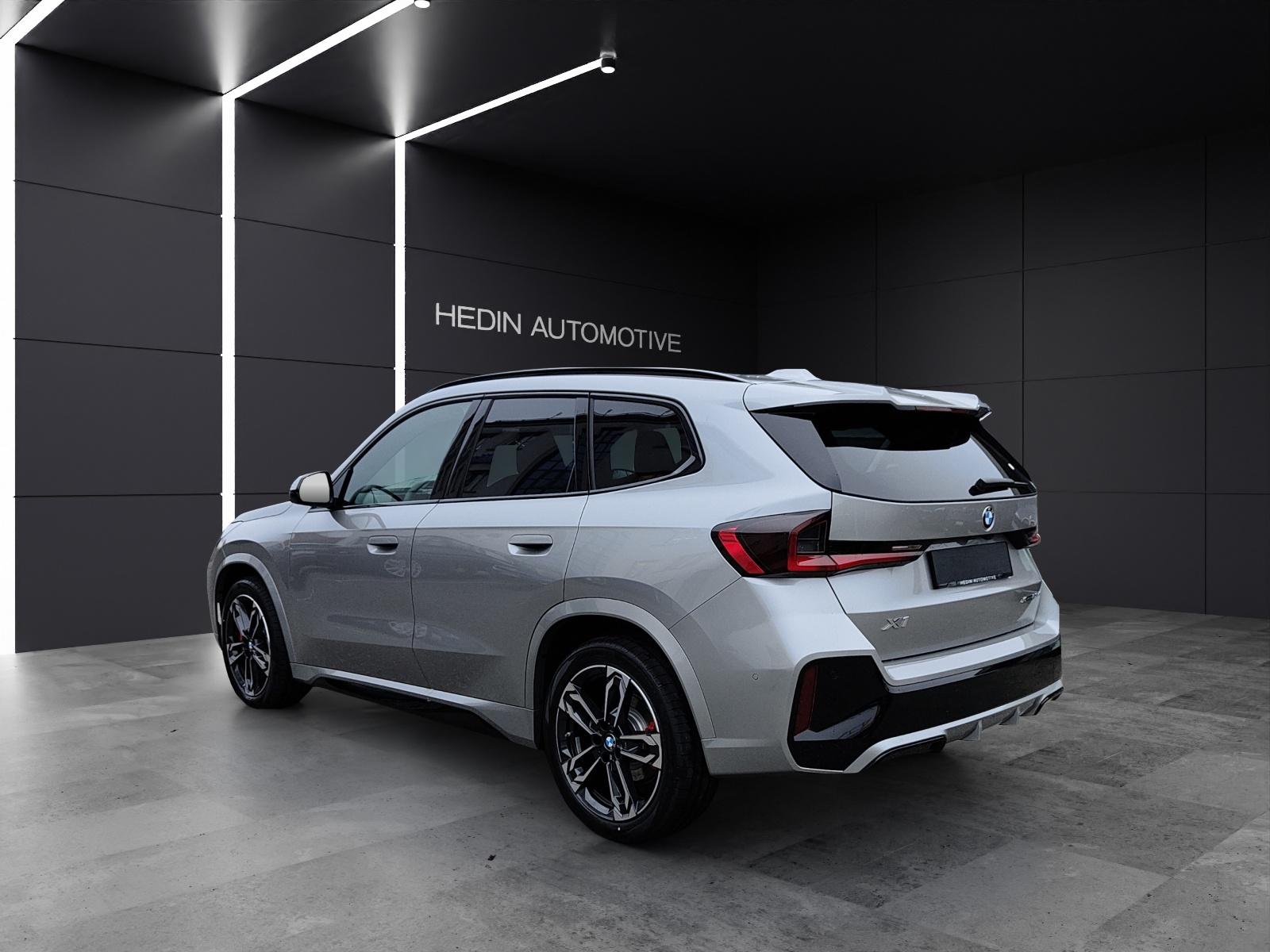 BMW X1 23d xDrive-showroom-element-3