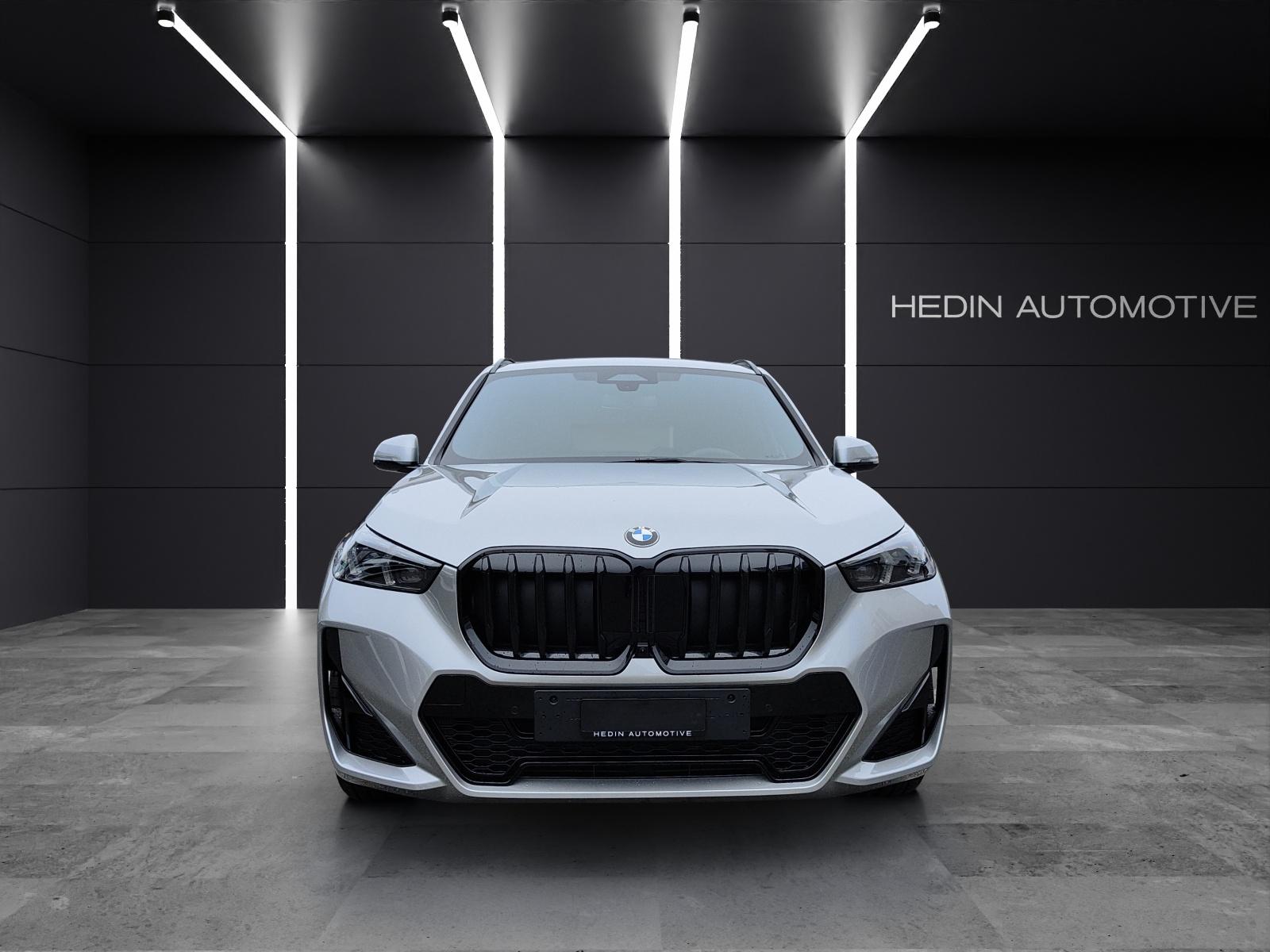 BMW X1 23d xDrive-showroom-element-2