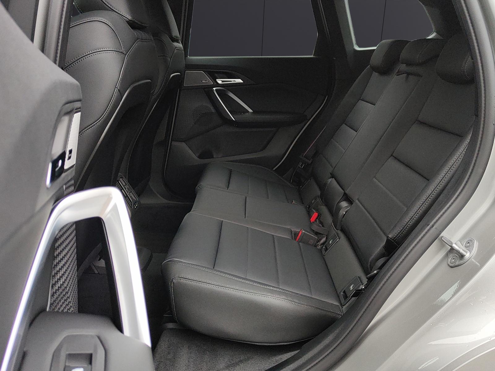 BMW X1 23d xDrive-image-14
