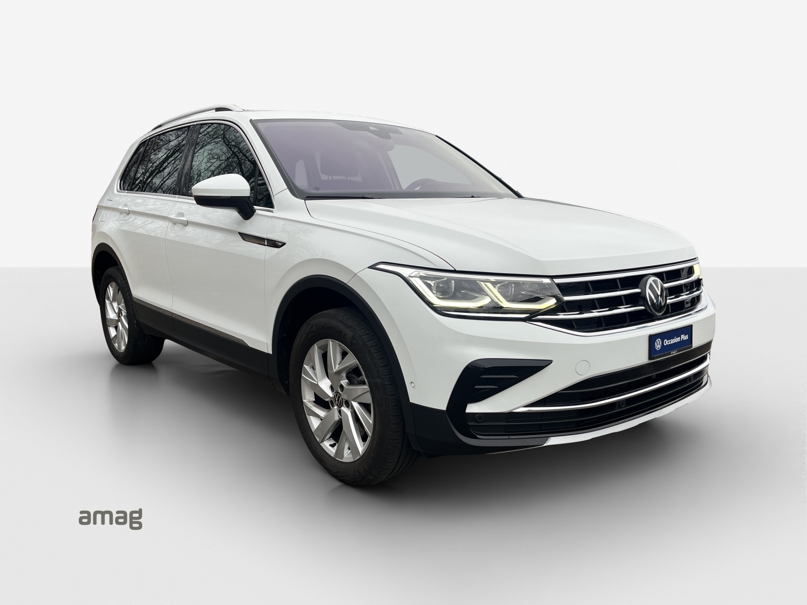 VW Tiguan 2.0 TDI SCR Elegance 4Motion DSG-image-5
