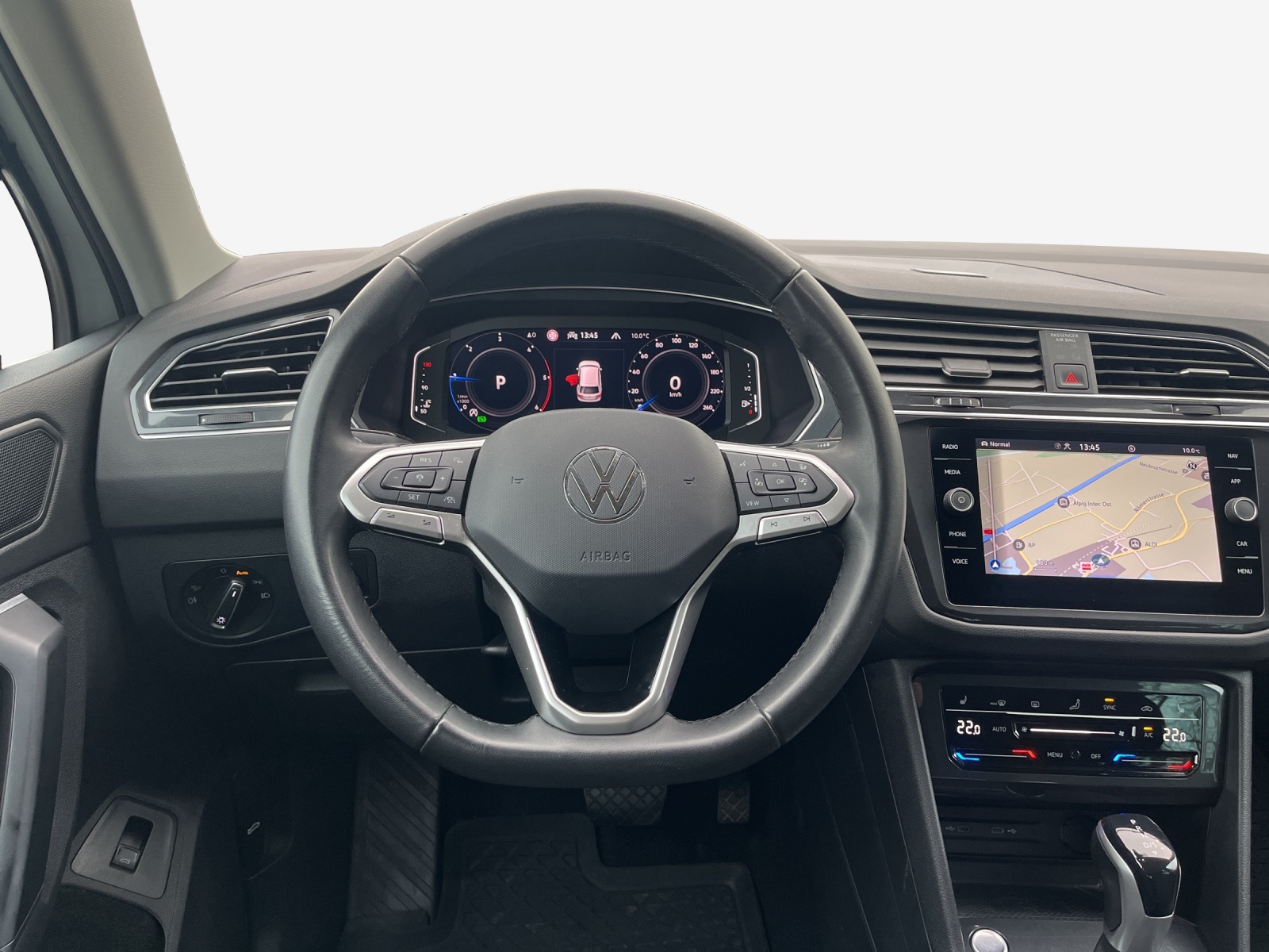 VW Tiguan 2.0 TDI SCR Elegance 4Motion DSG-image-9