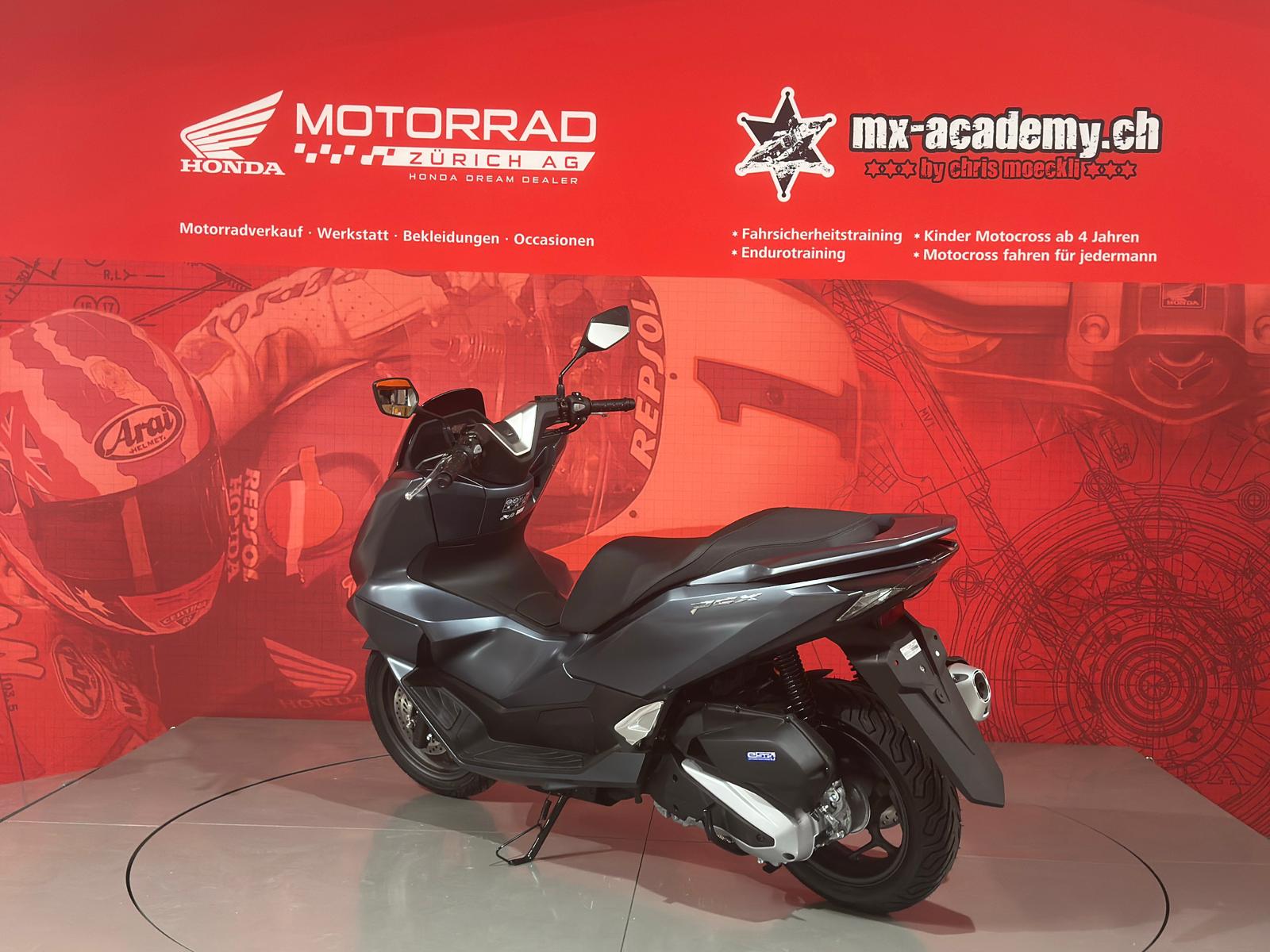 HONDA PCX 125- *Neufahrzeug**Grau-showroom-element-3