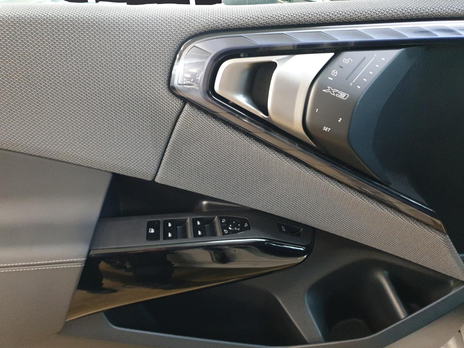 BMW X3 M50i-image-6