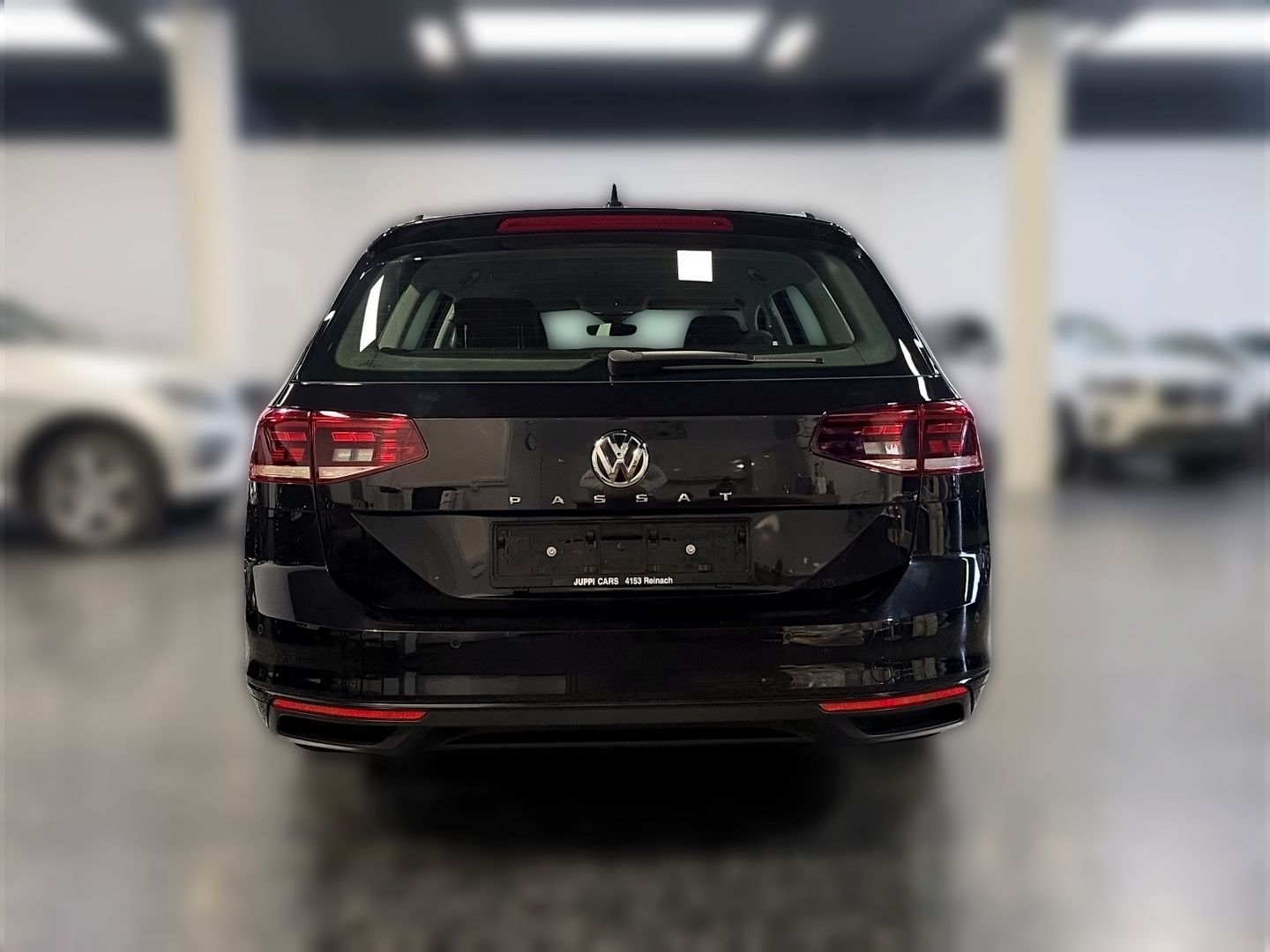 VW Passat 2.0 TDI BMT Business DSG-image-2