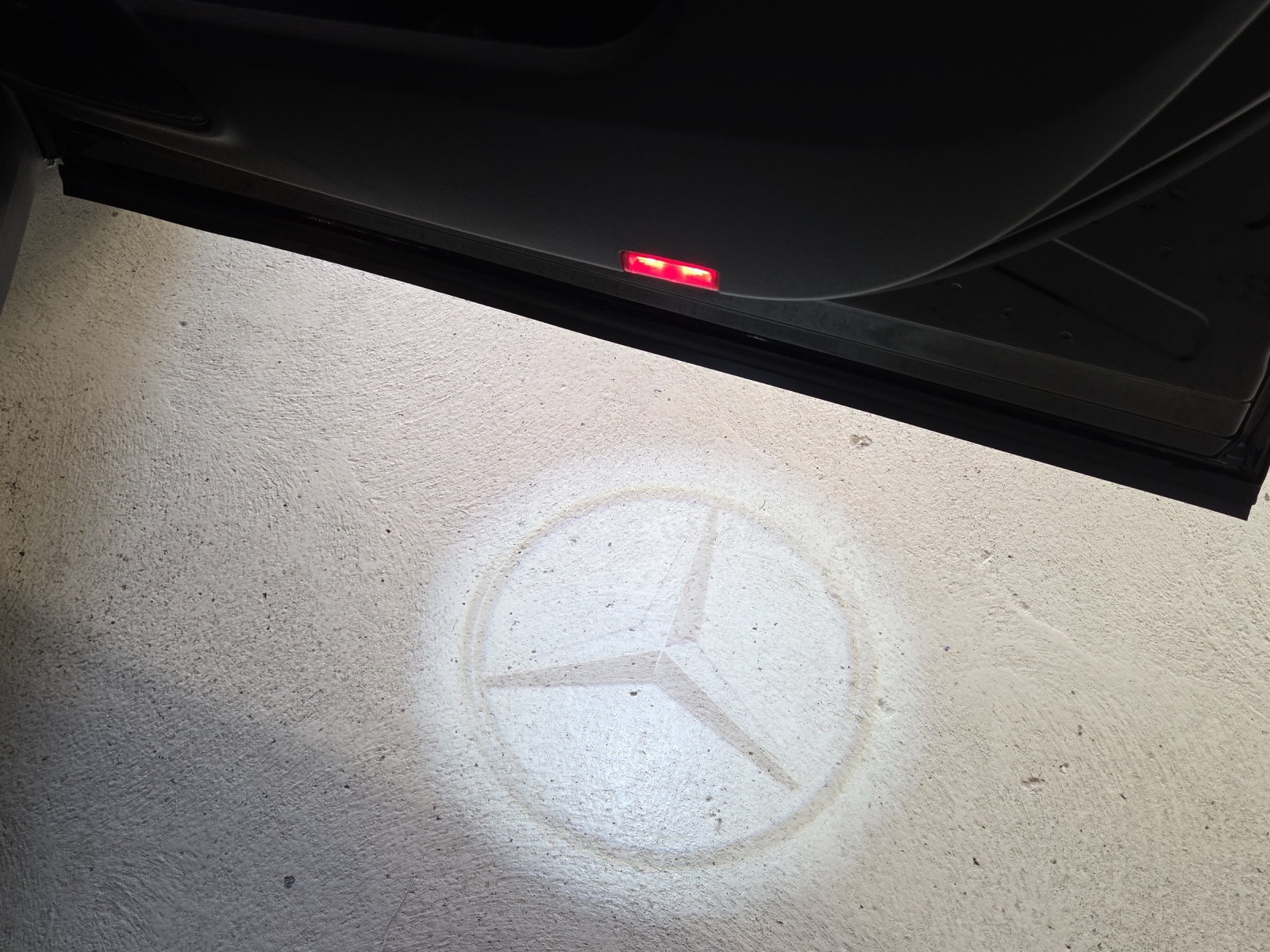 Image MERCEDES-BENZ EQA-350 EQA 350 AMG Line 4Matic