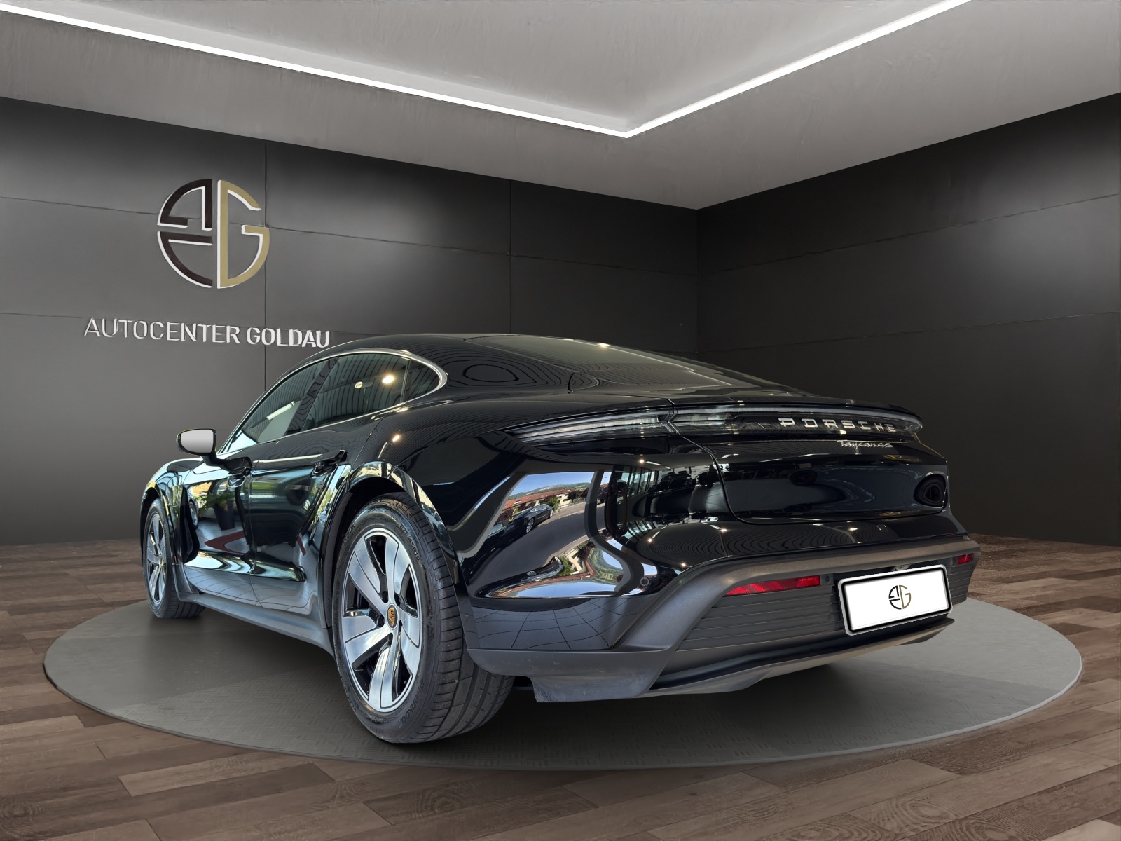 PORSCHE Taycan 4S Performance Upgarde mit Porsche Approved bis 11.2026-showroom-element-1